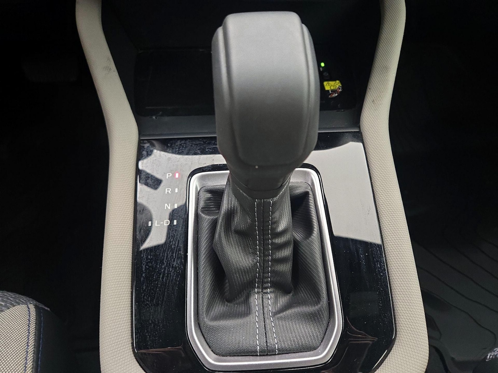 2025 Subaru Forester Premium - Photo 18