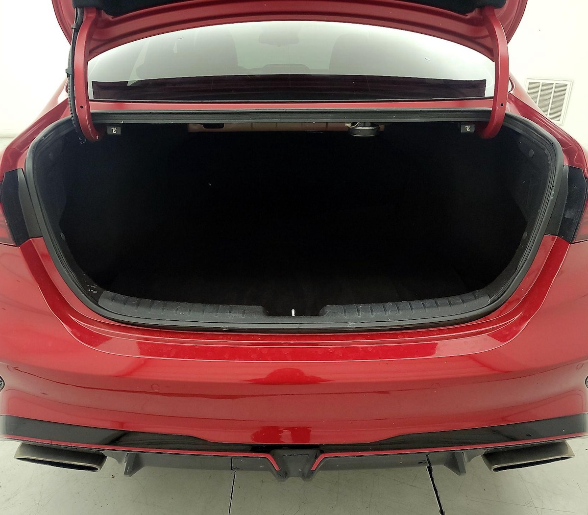 Trunk/Cargo (Seats Up)