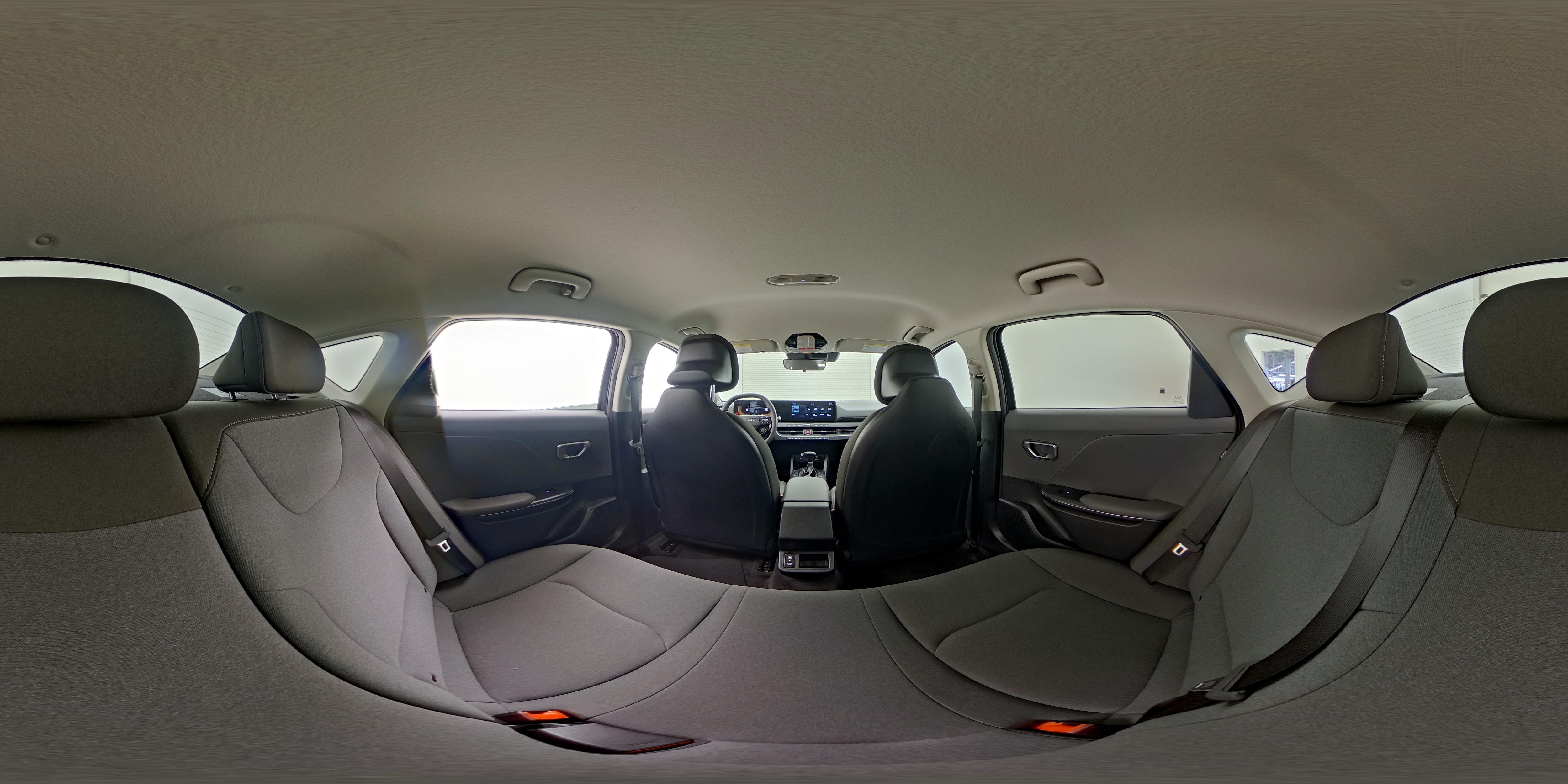 2025 Kia K4 LXS - Photo 25