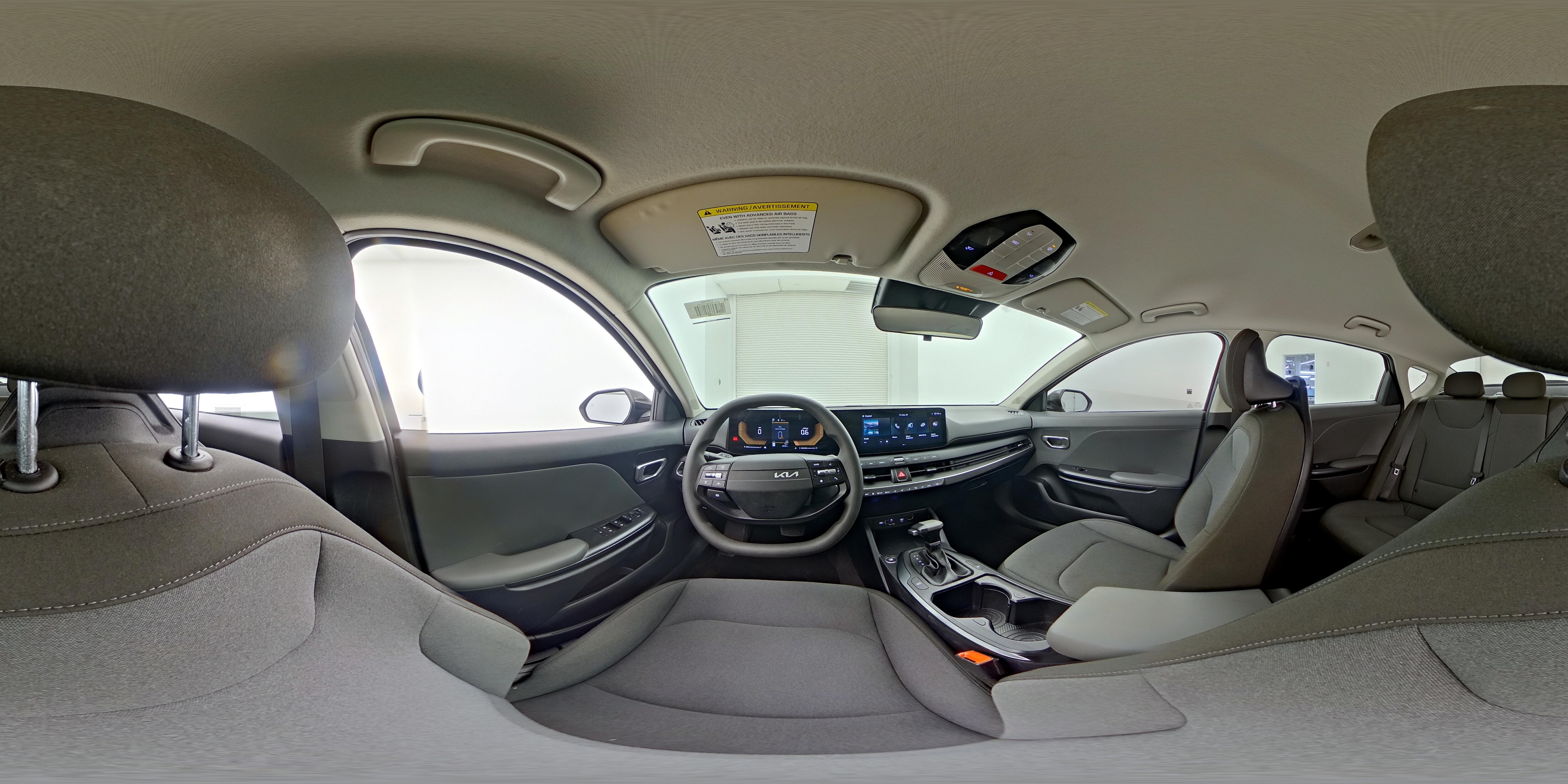 2025 Kia K4 LXS - Photo 26