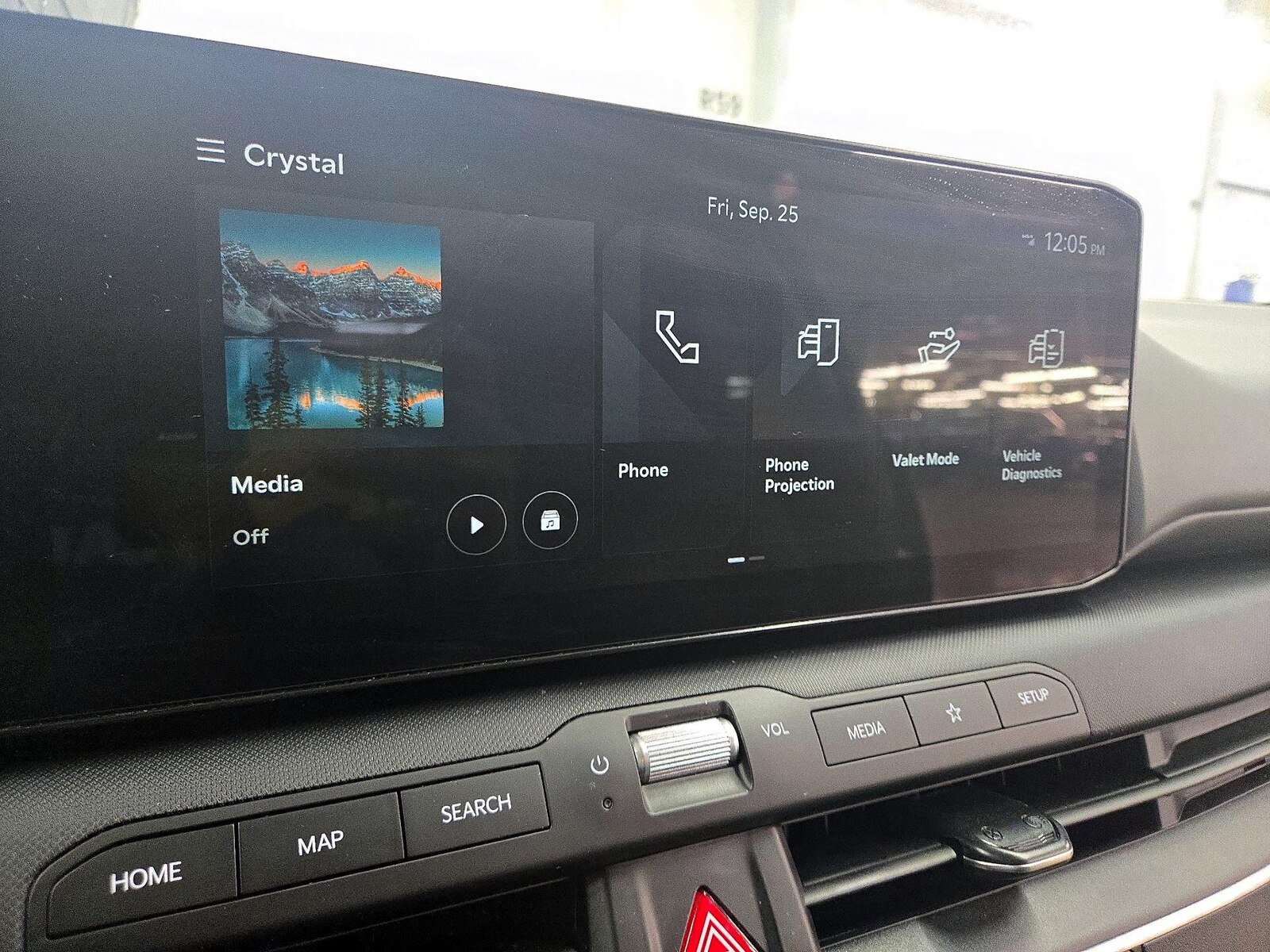 2025 Kia K4 LXS - Photo 16