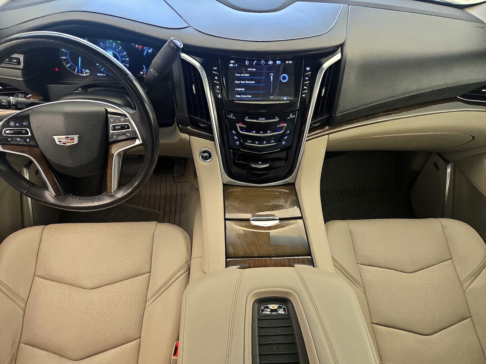 Apple CarPlay® & Android Auto™