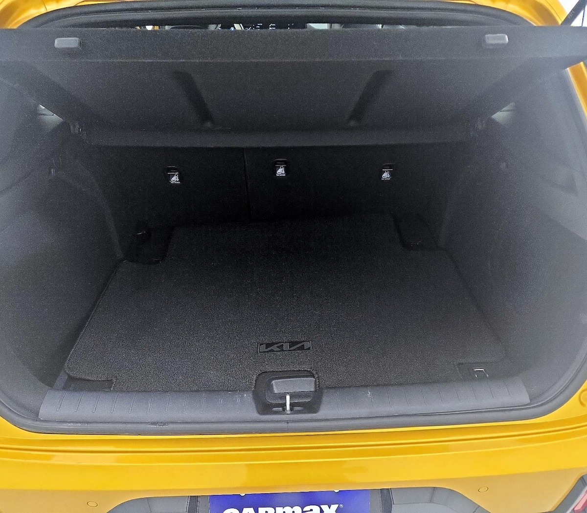 Trunk/Cargo (Seats Up)