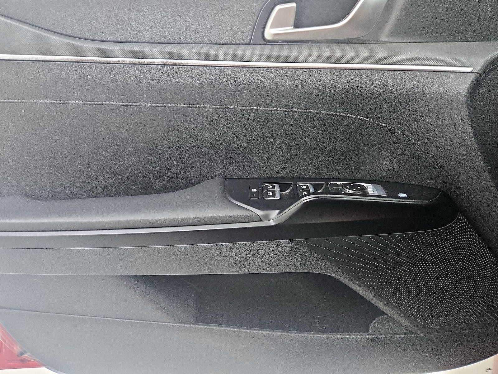 2023 Kia K5 LXS - Photo 13