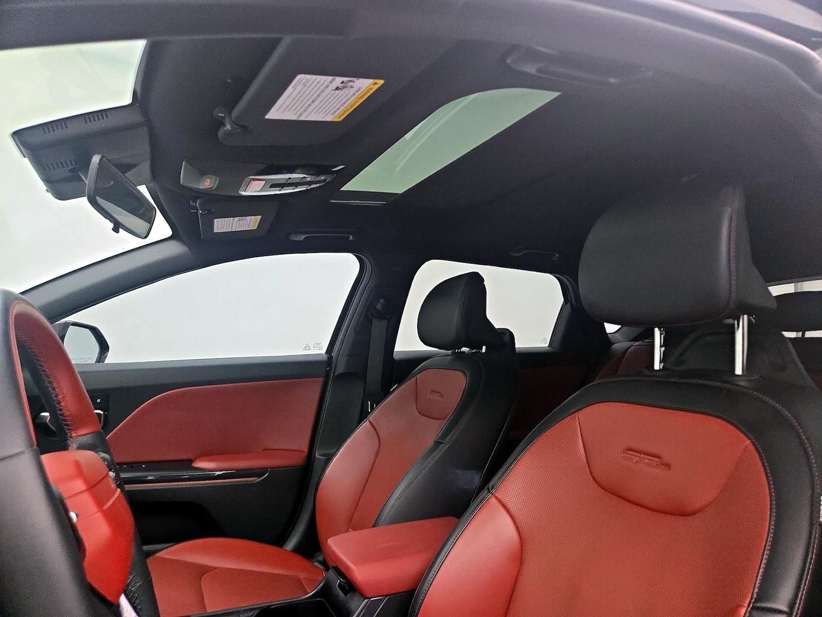 Sunroof(s) & Overhead Airbags