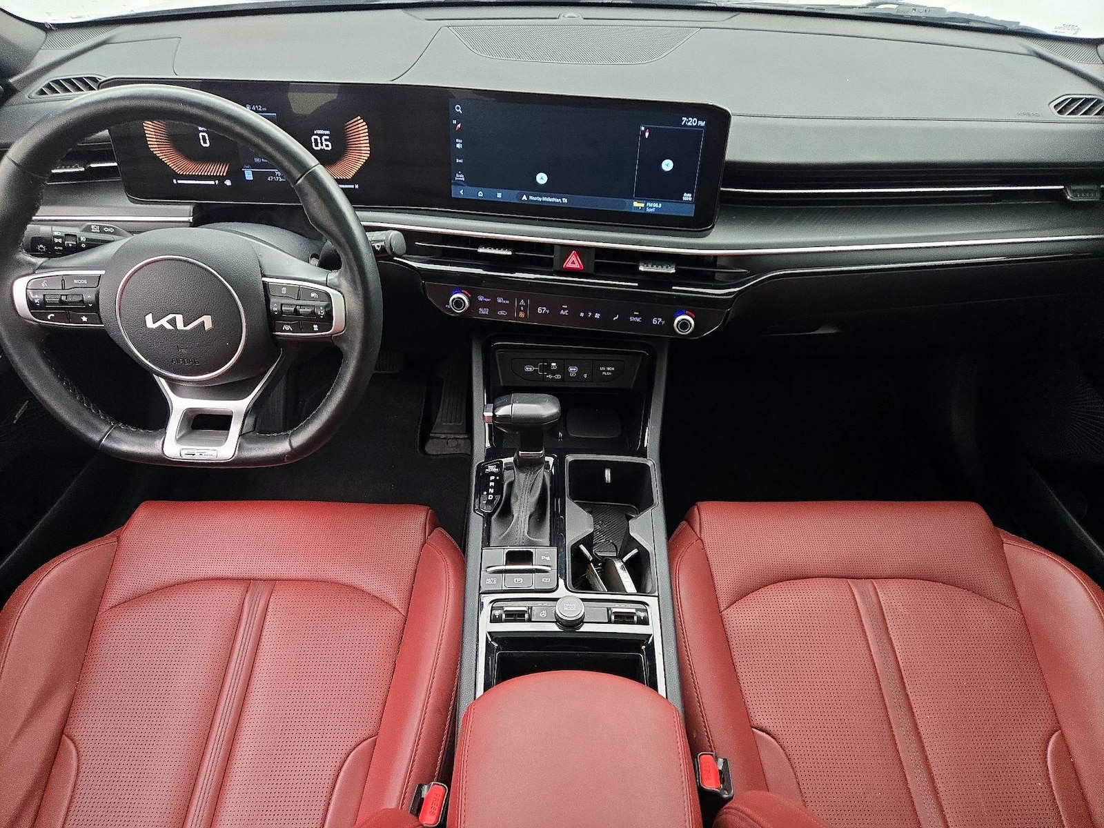 Apple CarPlay® & Android Auto™