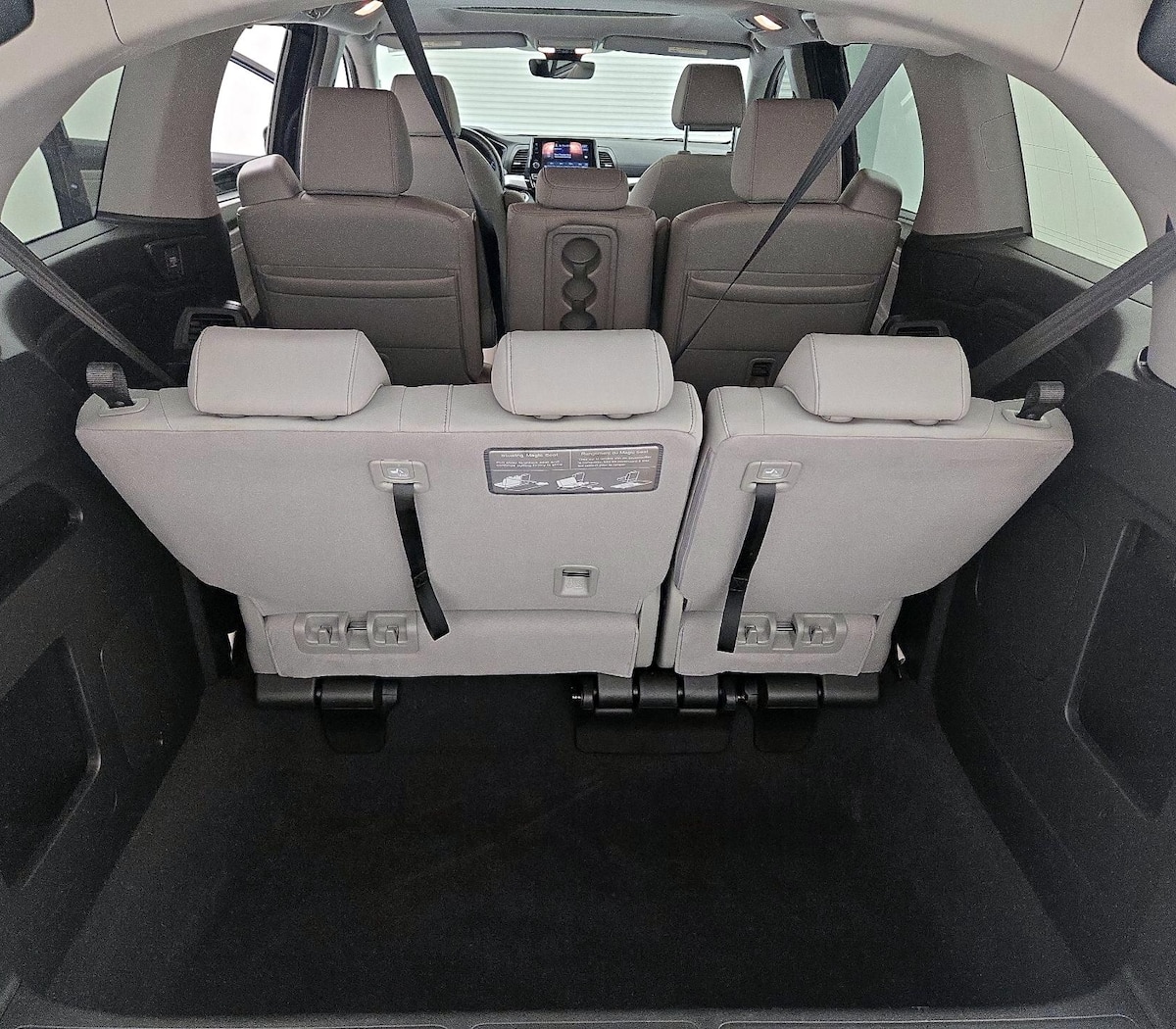 Trunk/Cargo (Seats Up)