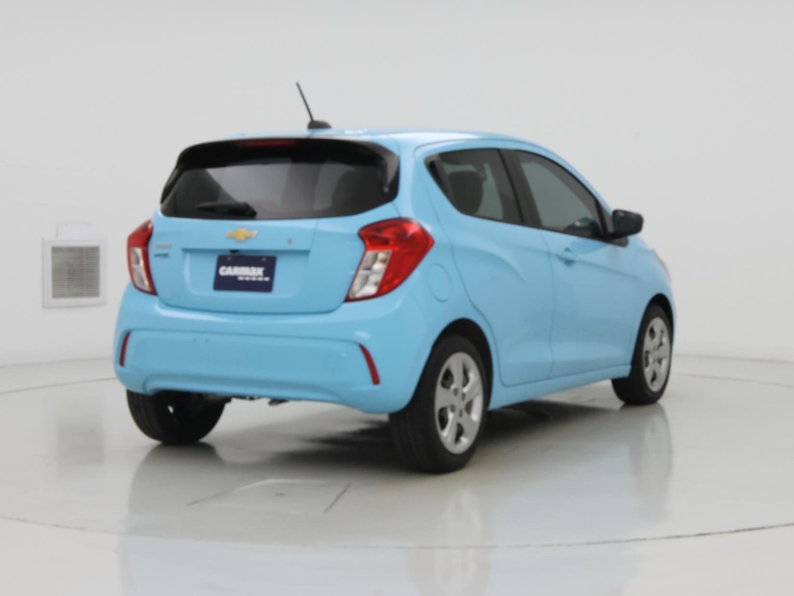 2021 Chevrolet Spark LS - Photo 9