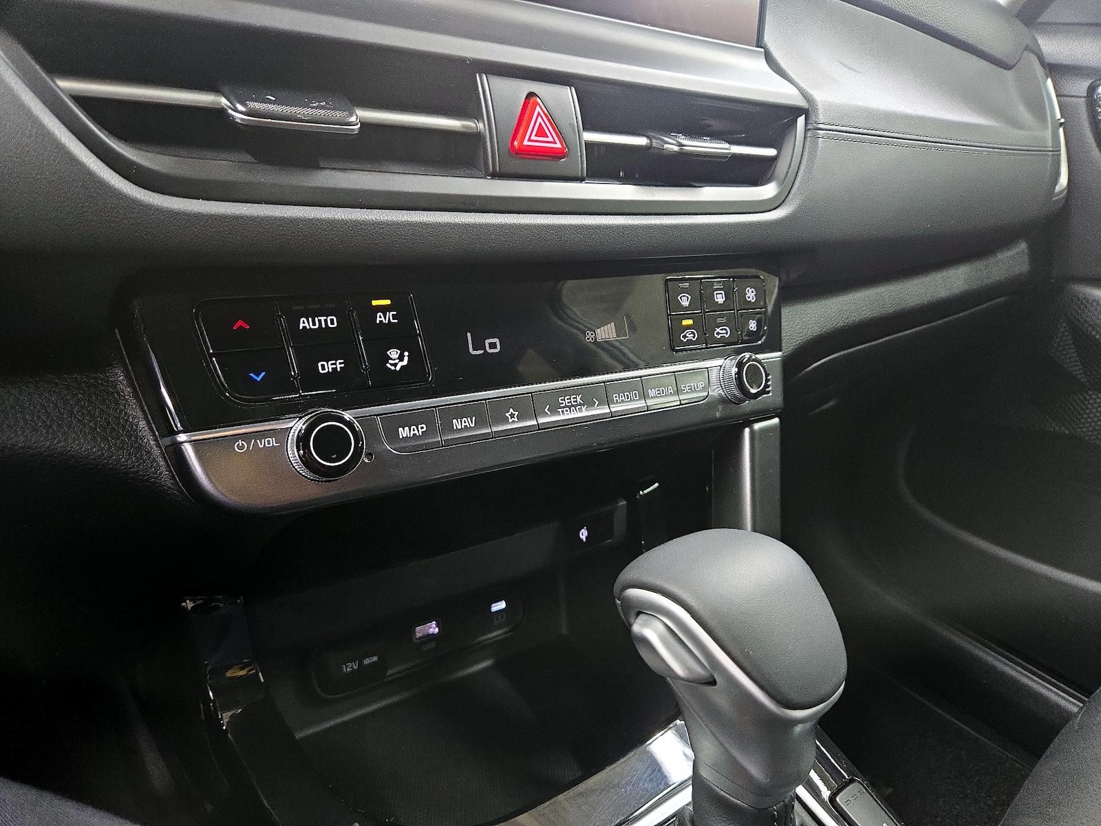 2026 Kia Seltos EX - Photo 17