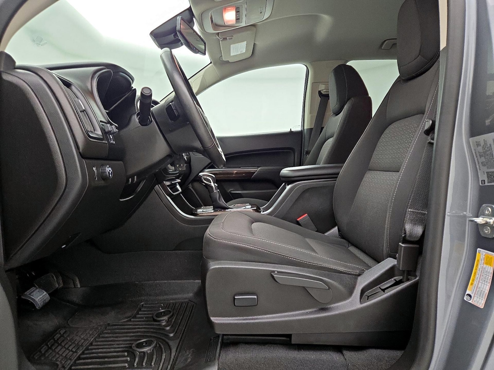 Power Seat(s) & Side Airbags