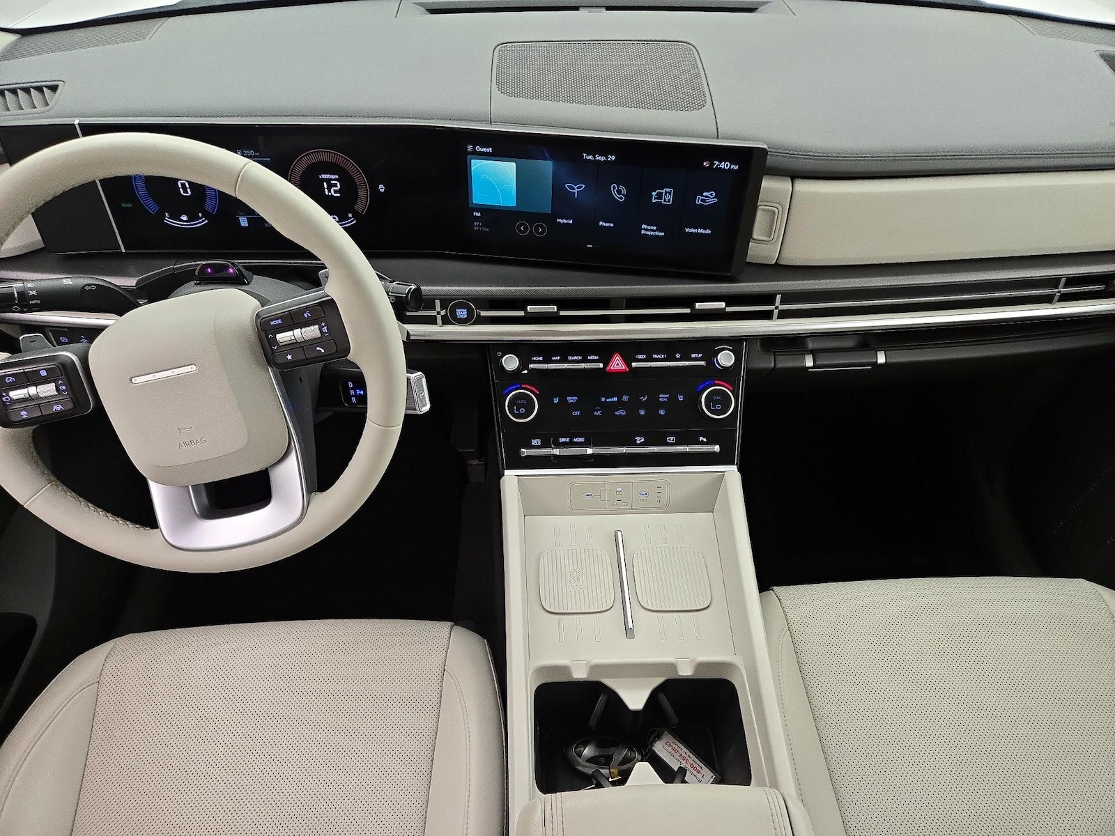 2025 Hyundai Santa Fe SEL - Photo 10
