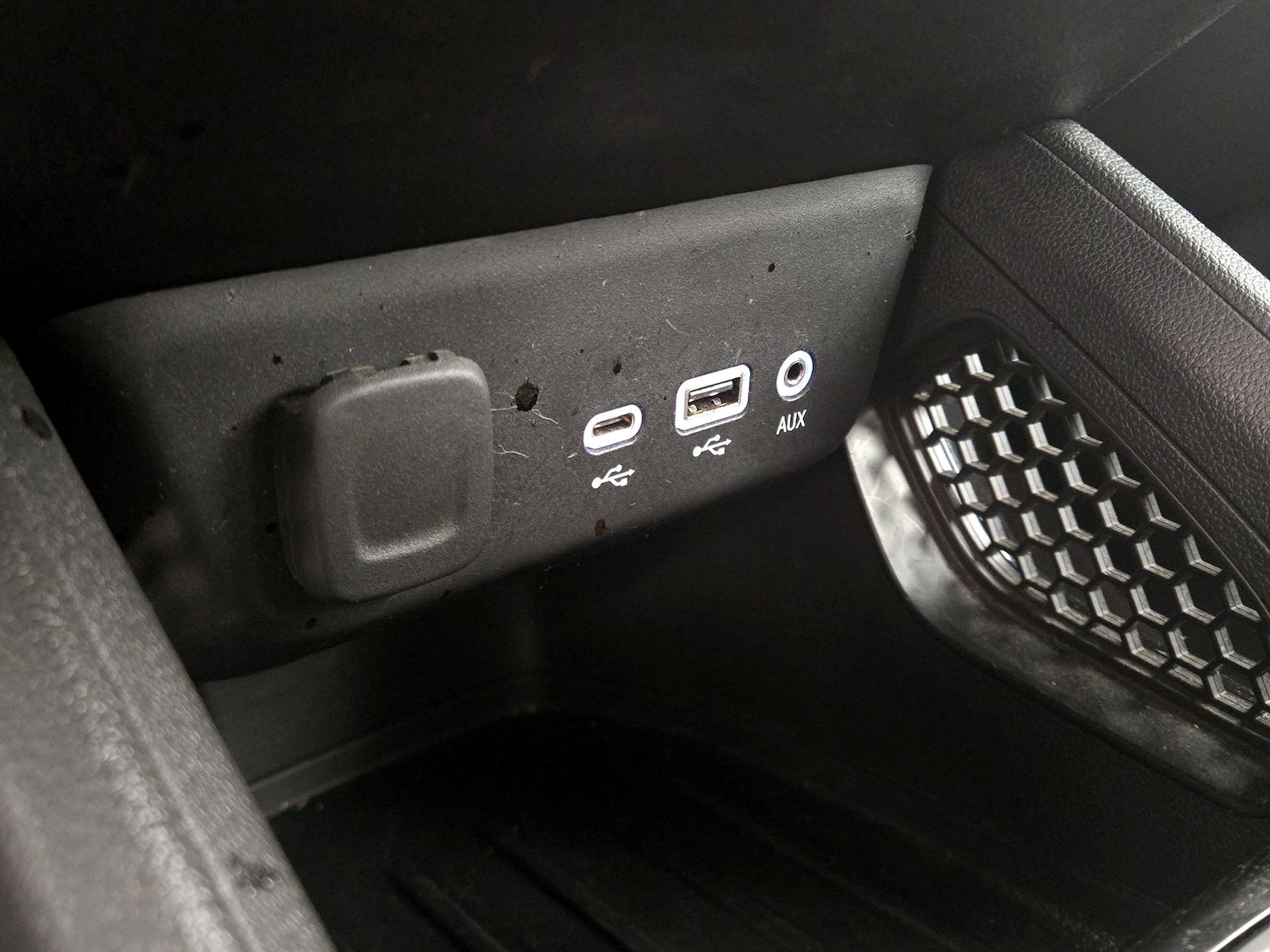 2021 Chevrolet Trailblazer LS - Photo 19