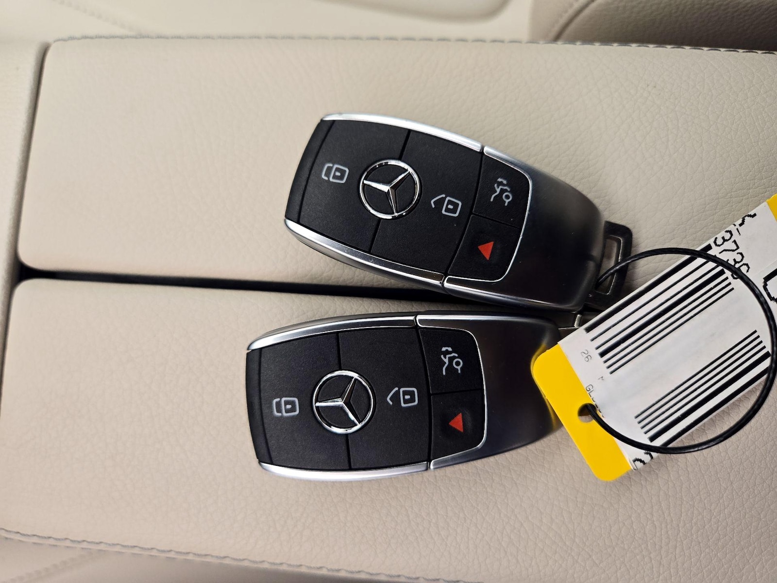 2026 Mercedes-Benz GLB GLB 250 - Photo 24