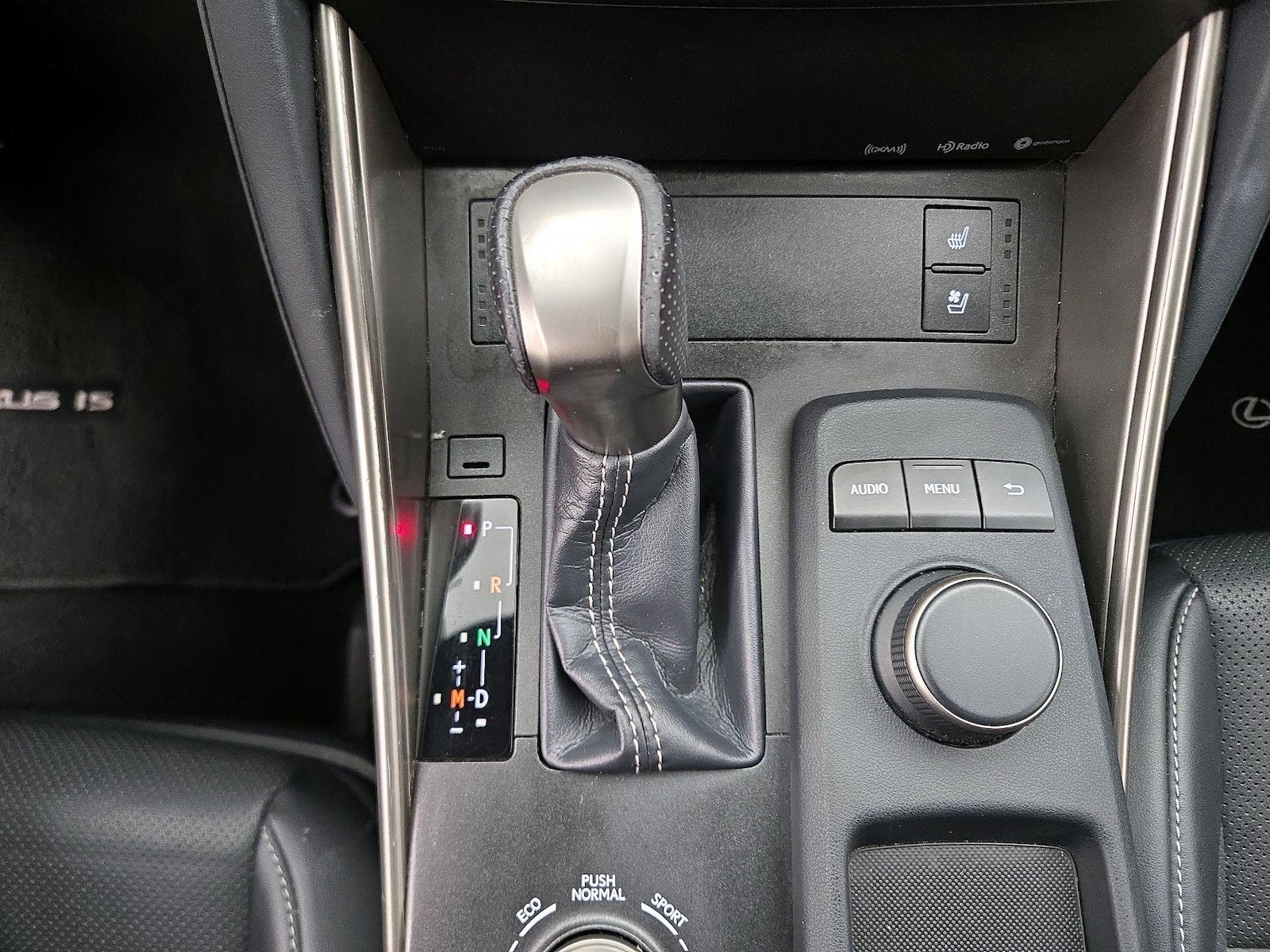 2020 Lexus IS 300 F SPORT - Photo 18