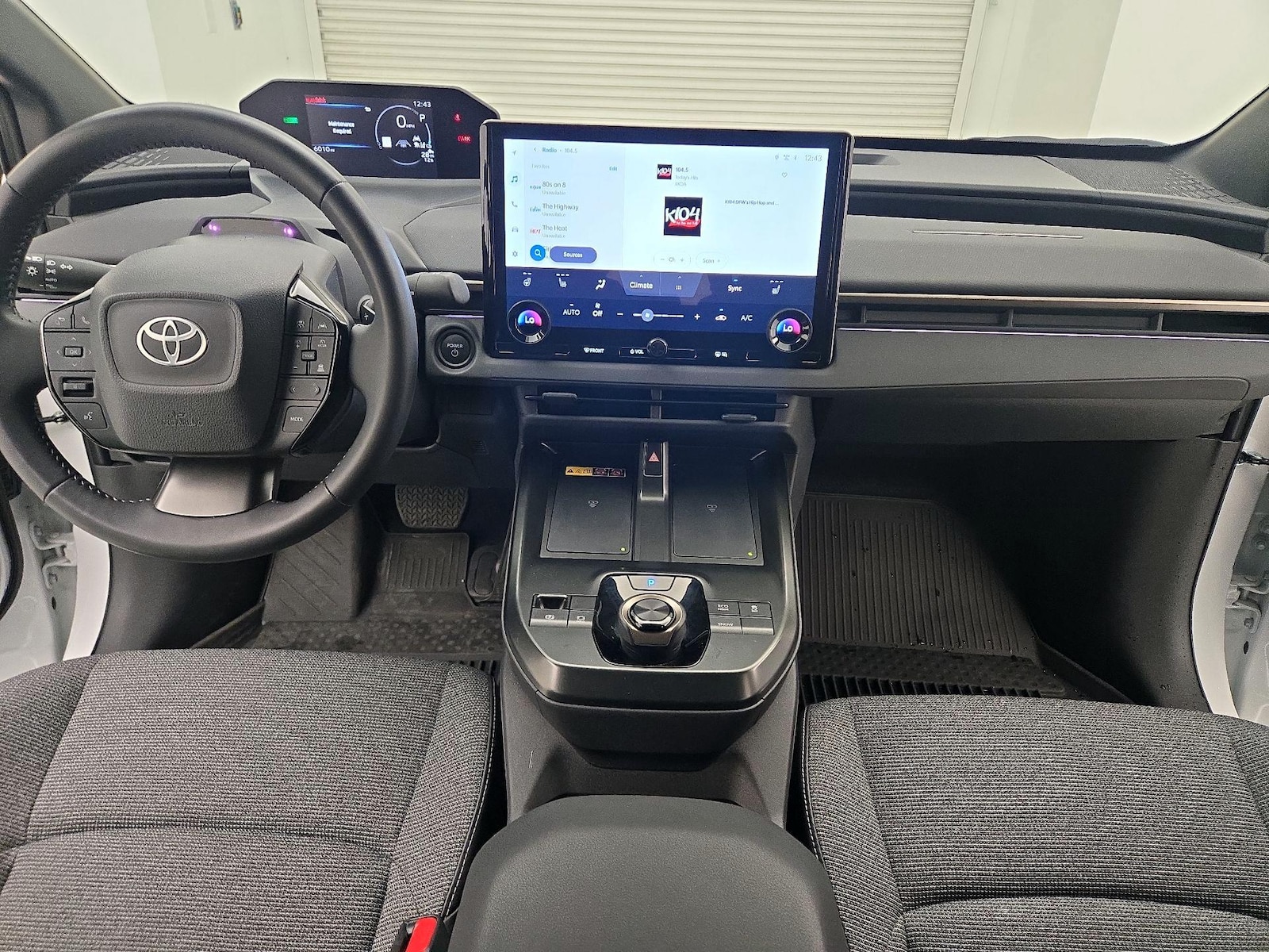 Apple CarPlay® & Android Auto™