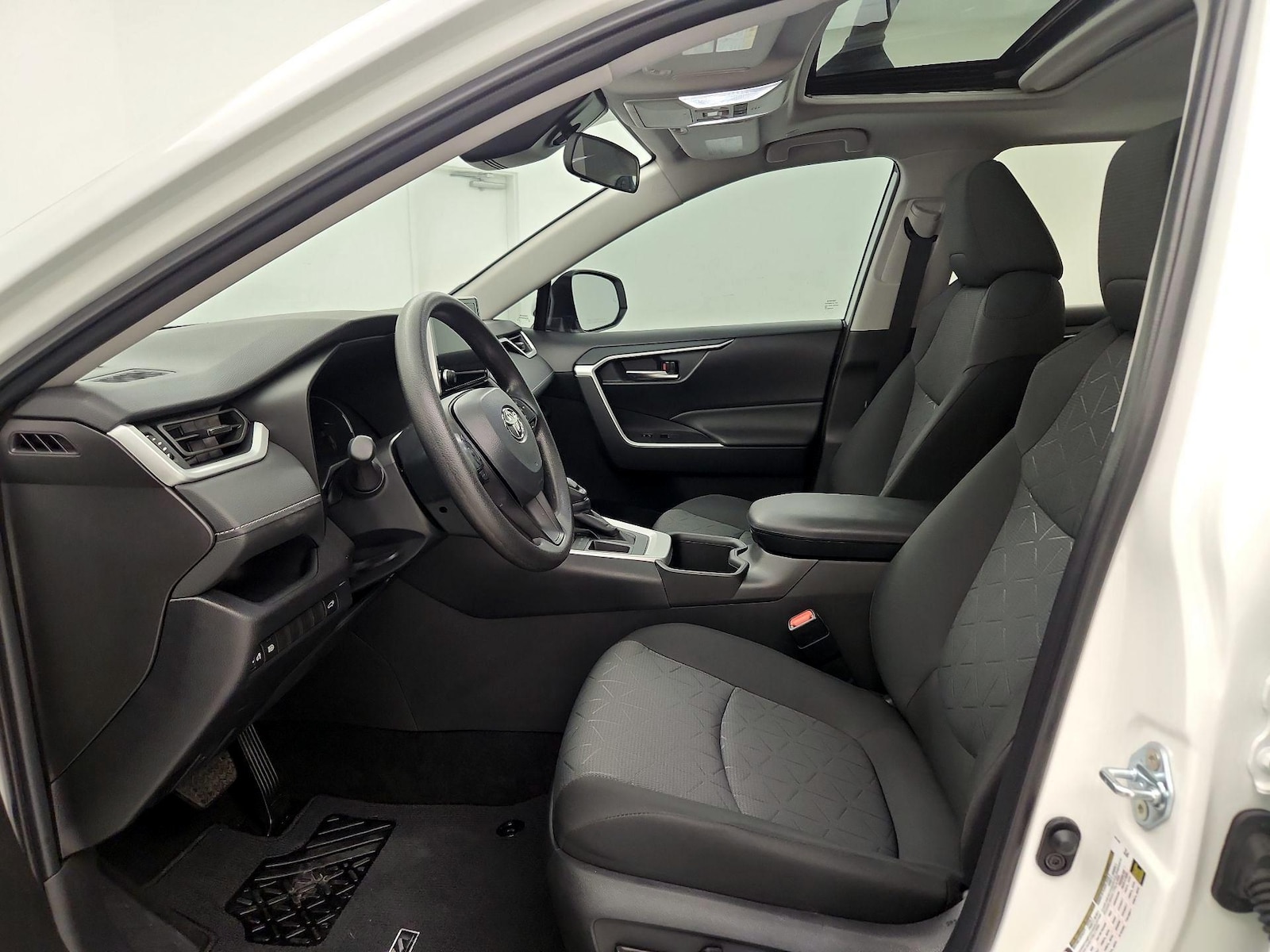 Power Seat(s) & Side Airbags