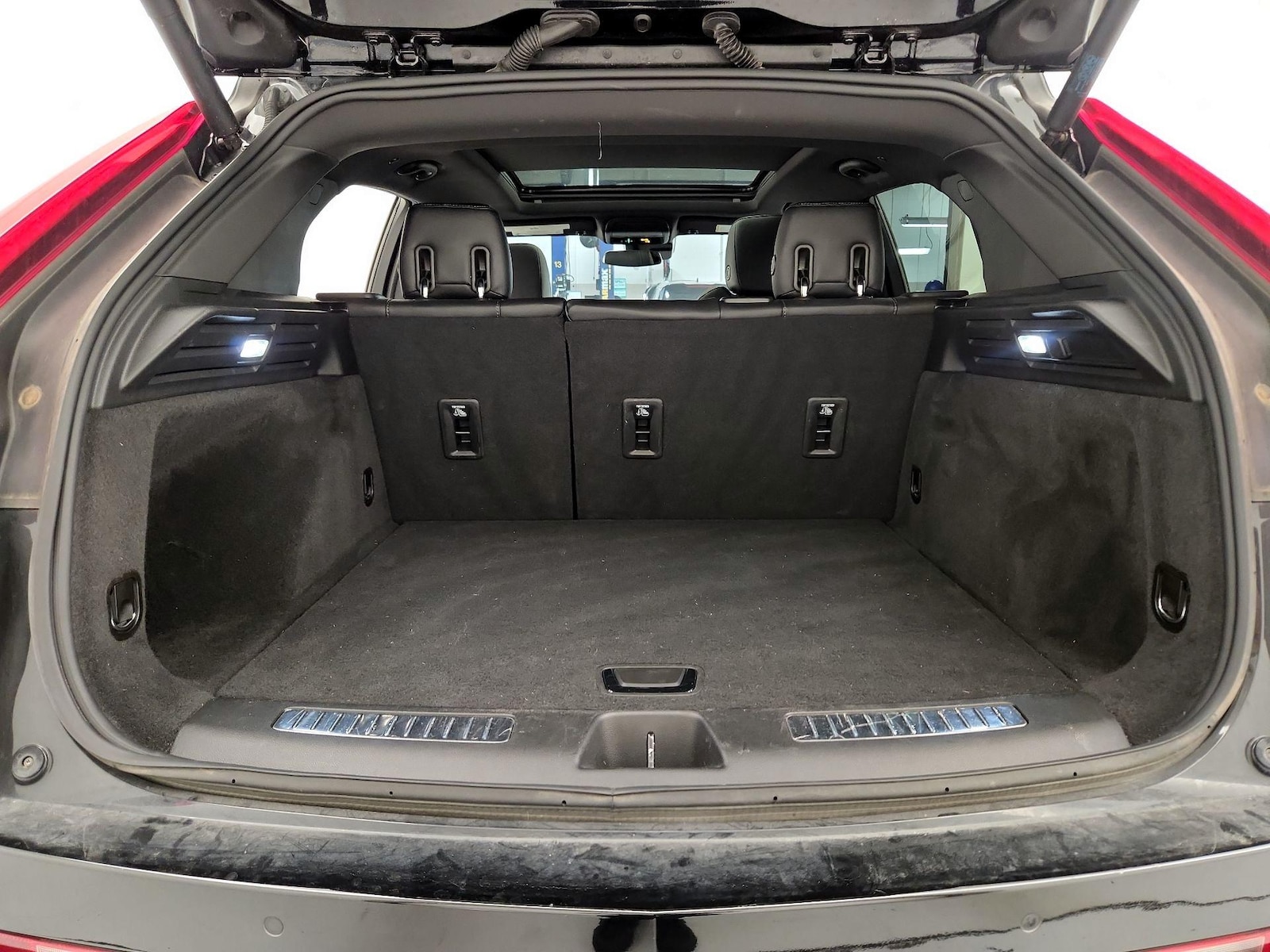2023 Cadillac XT4 Premium Luxury - Photo 23