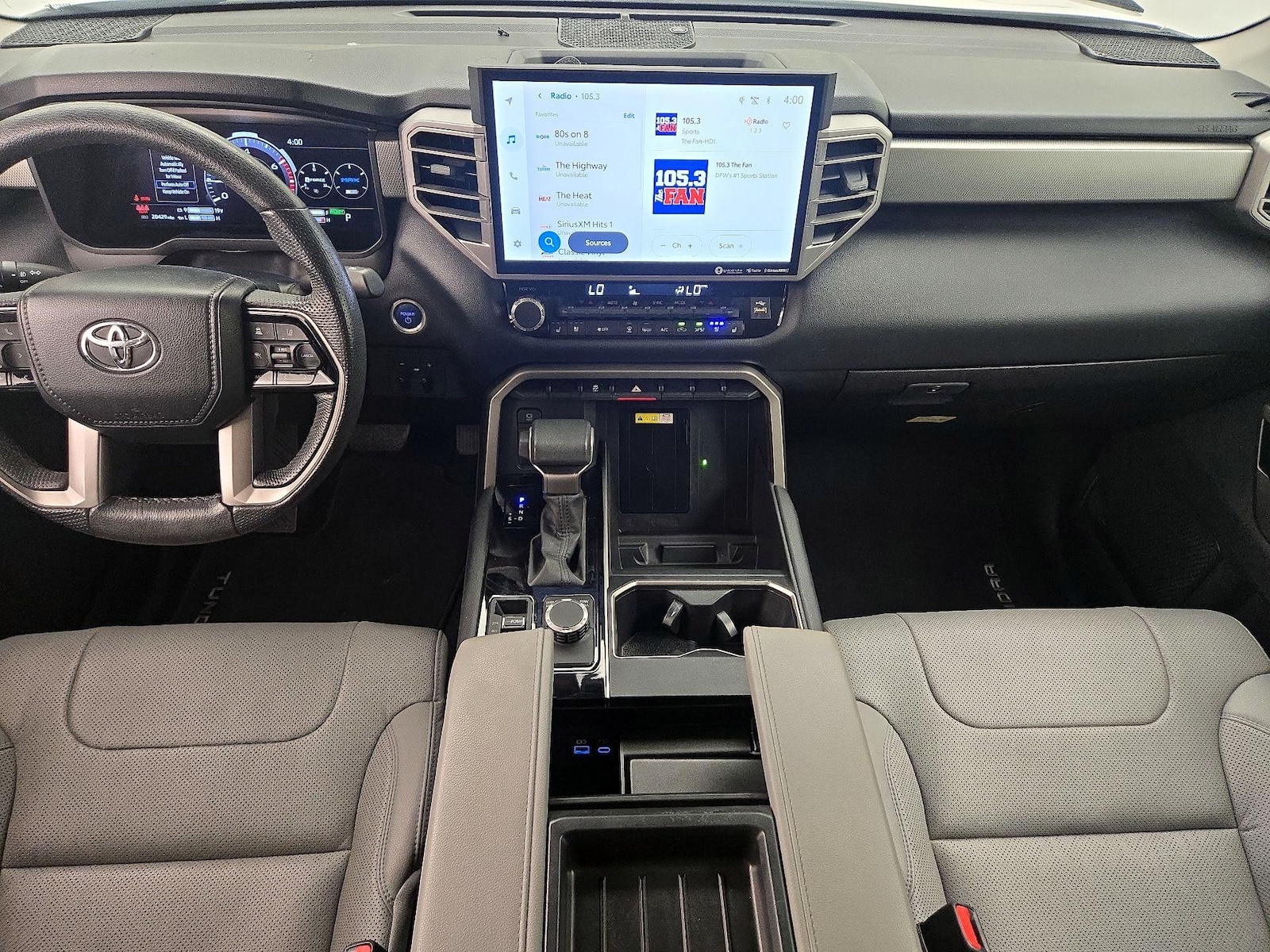2024 Toyota Tundra Limited - Photo 10