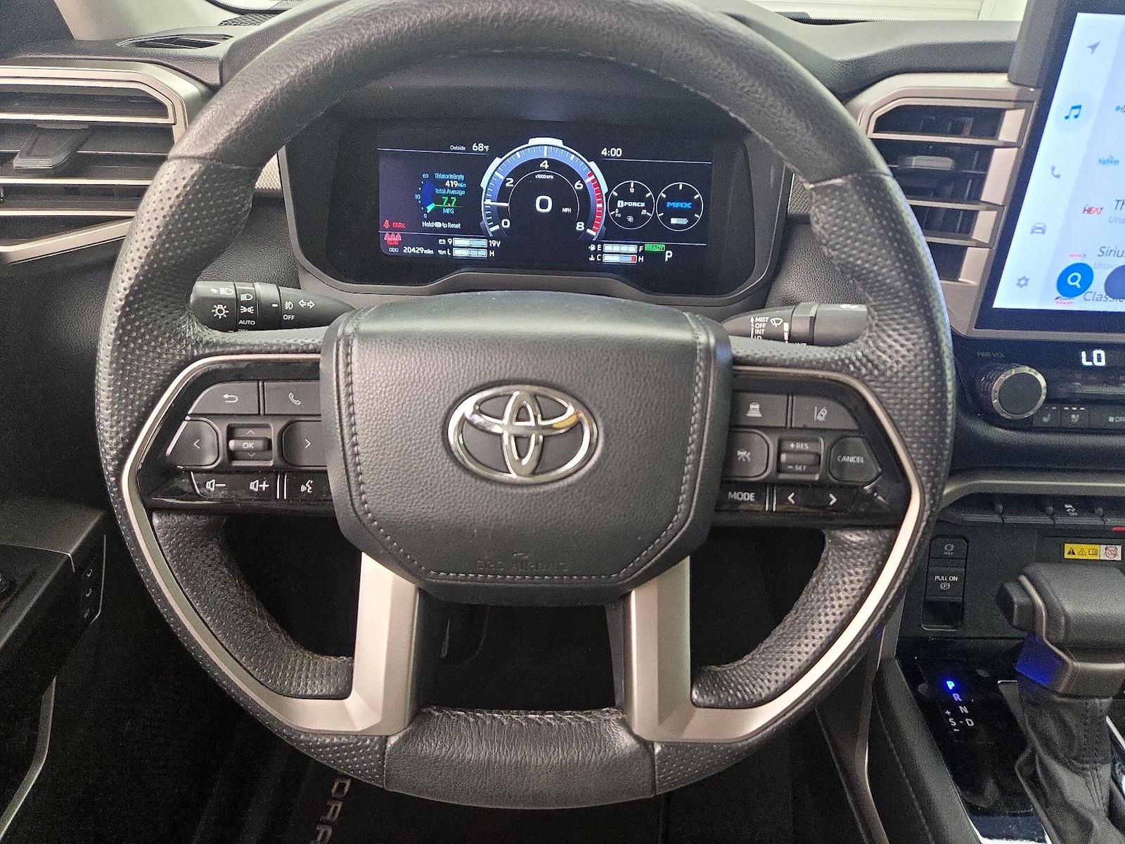 2024 Toyota Tundra Limited - Photo 11
