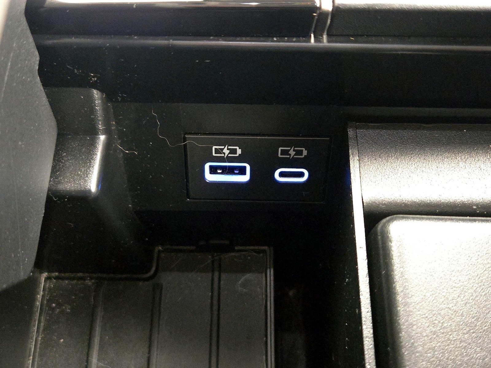 2024 Toyota Tundra Limited - Photo 19