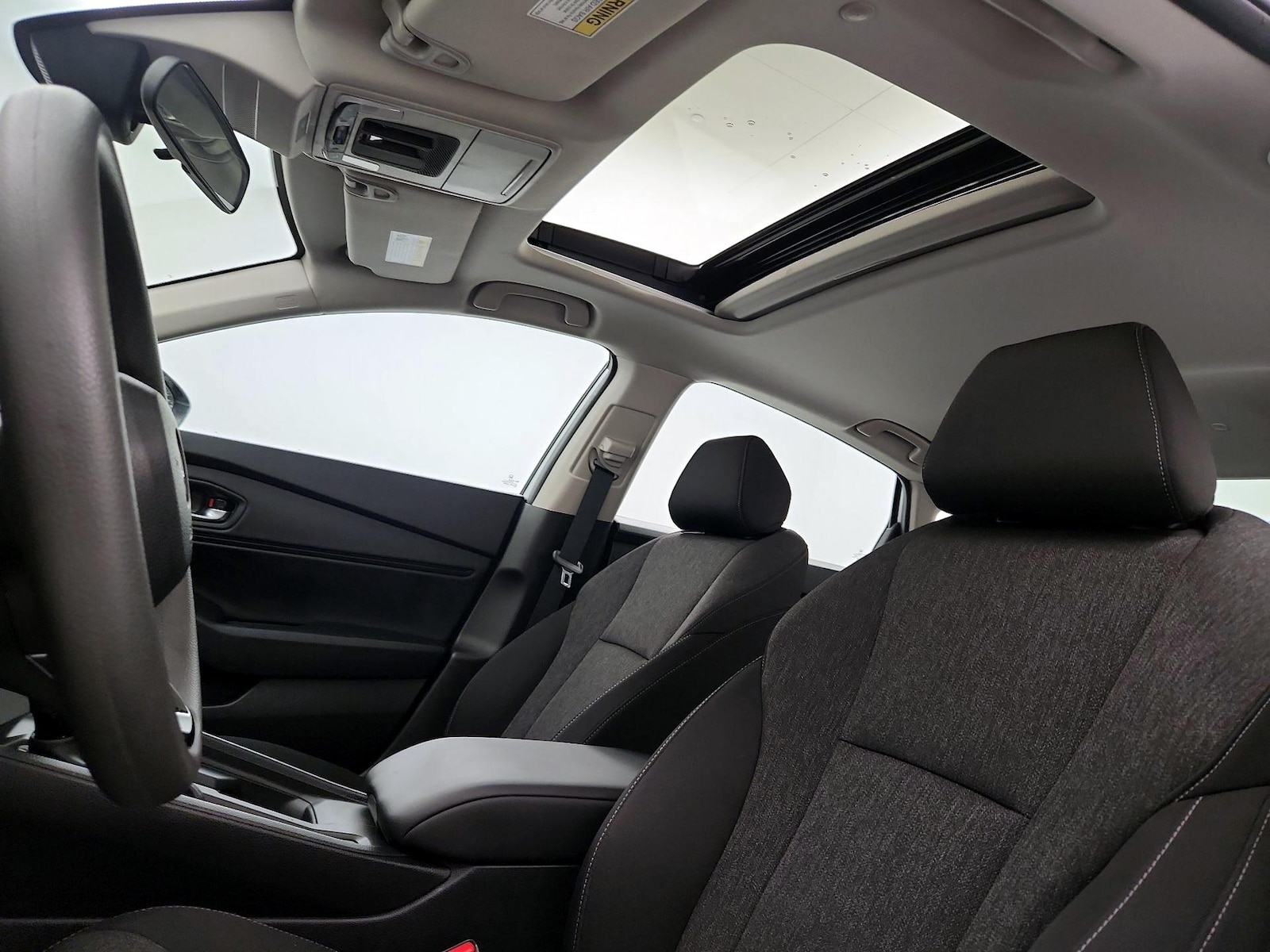 Sunroof(s) & Overhead Airbags