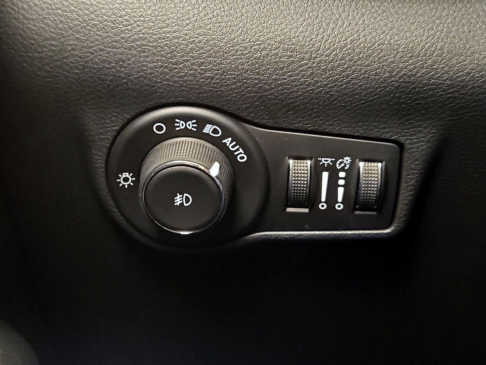 2026 Jeep Compass Latitude Altitude - Photo 14
