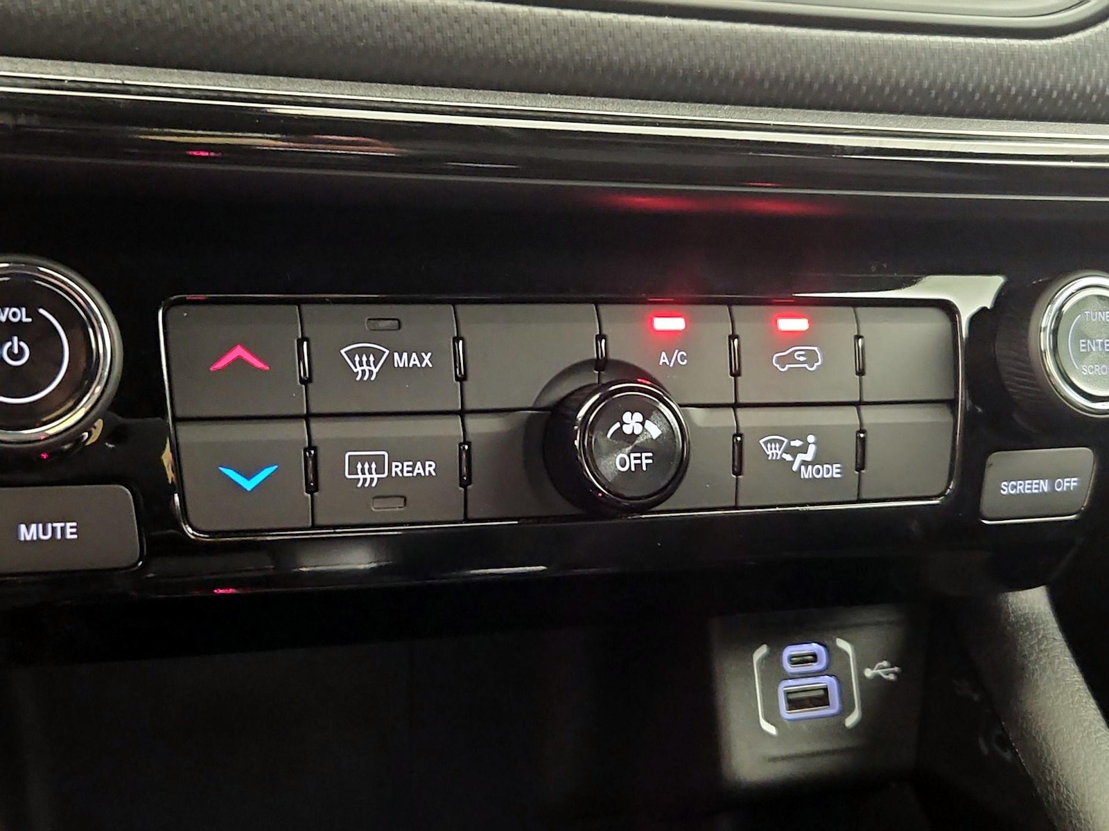 2026 Jeep Compass Latitude Altitude - Photo 17