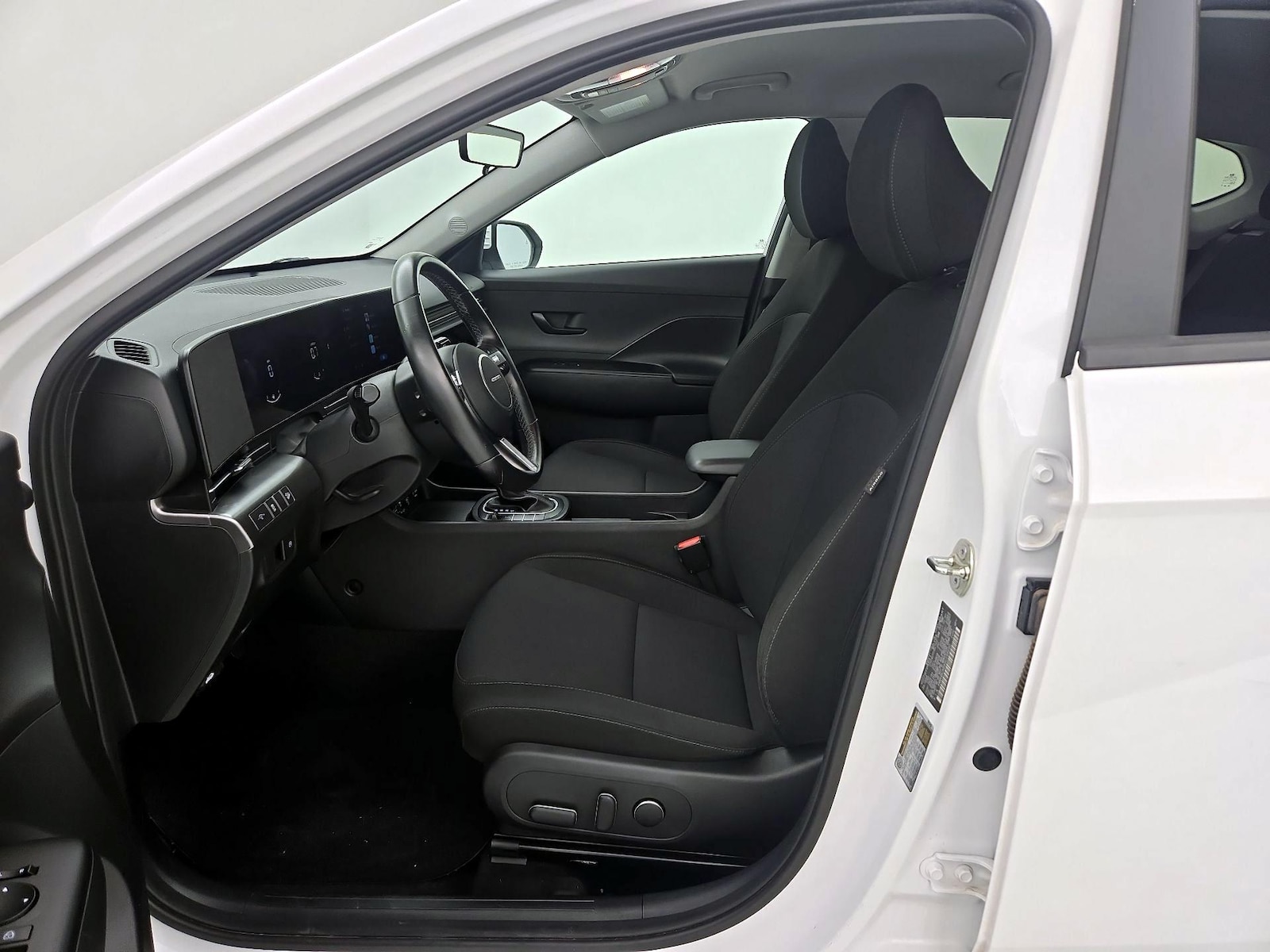 Power Seat(s) & Side Airbags