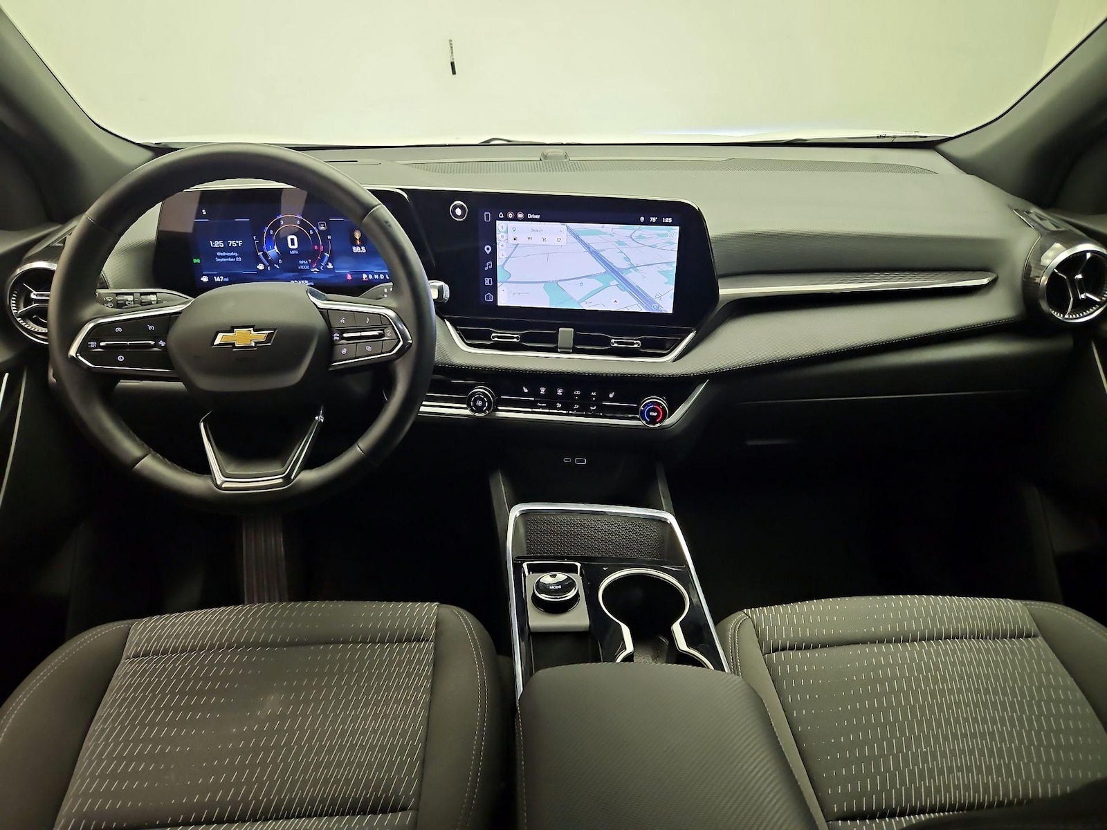 2026 Chevrolet Equinox LT - Photo 10