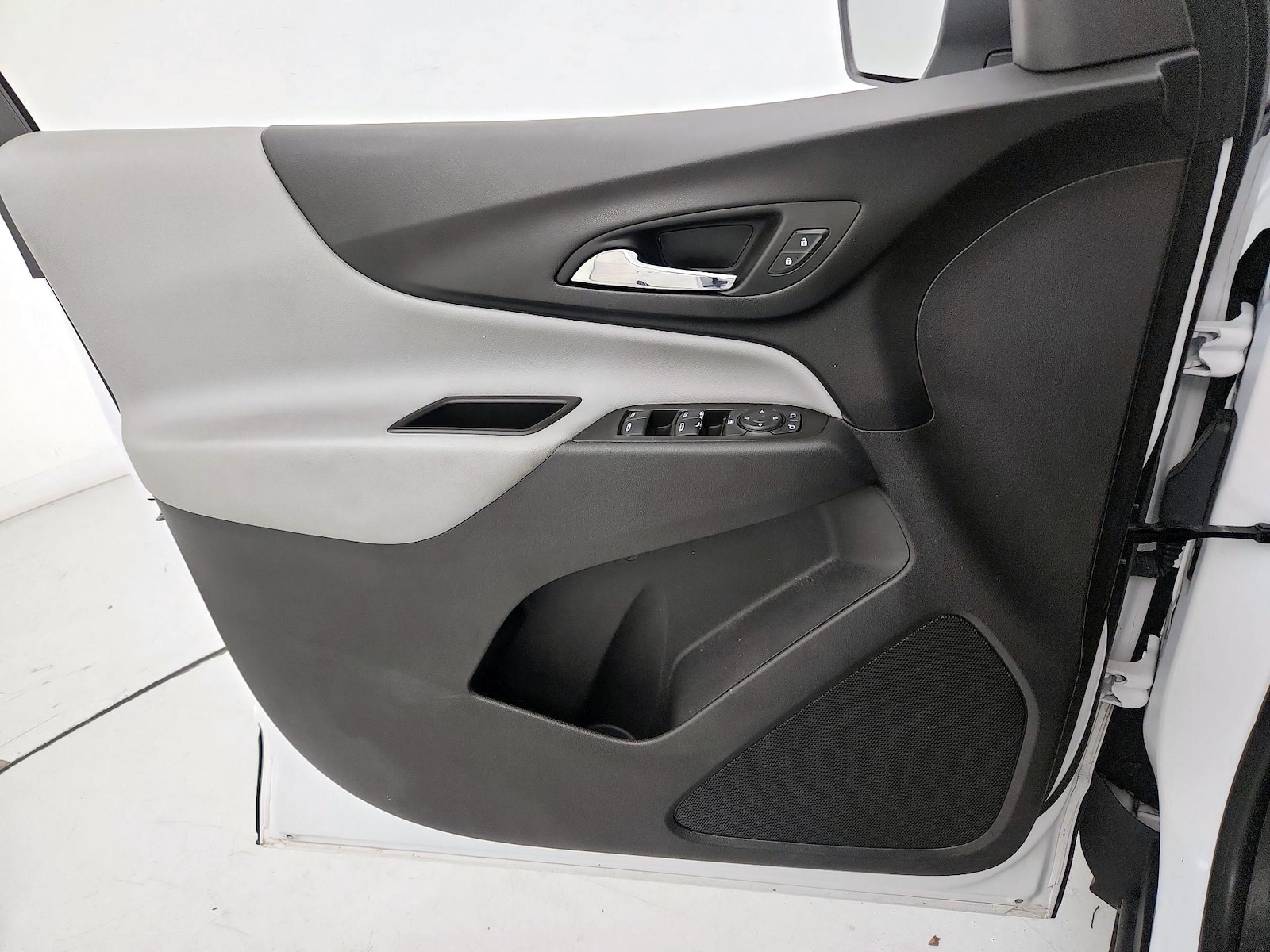 2024 Chevrolet Equinox LS - Photo 13