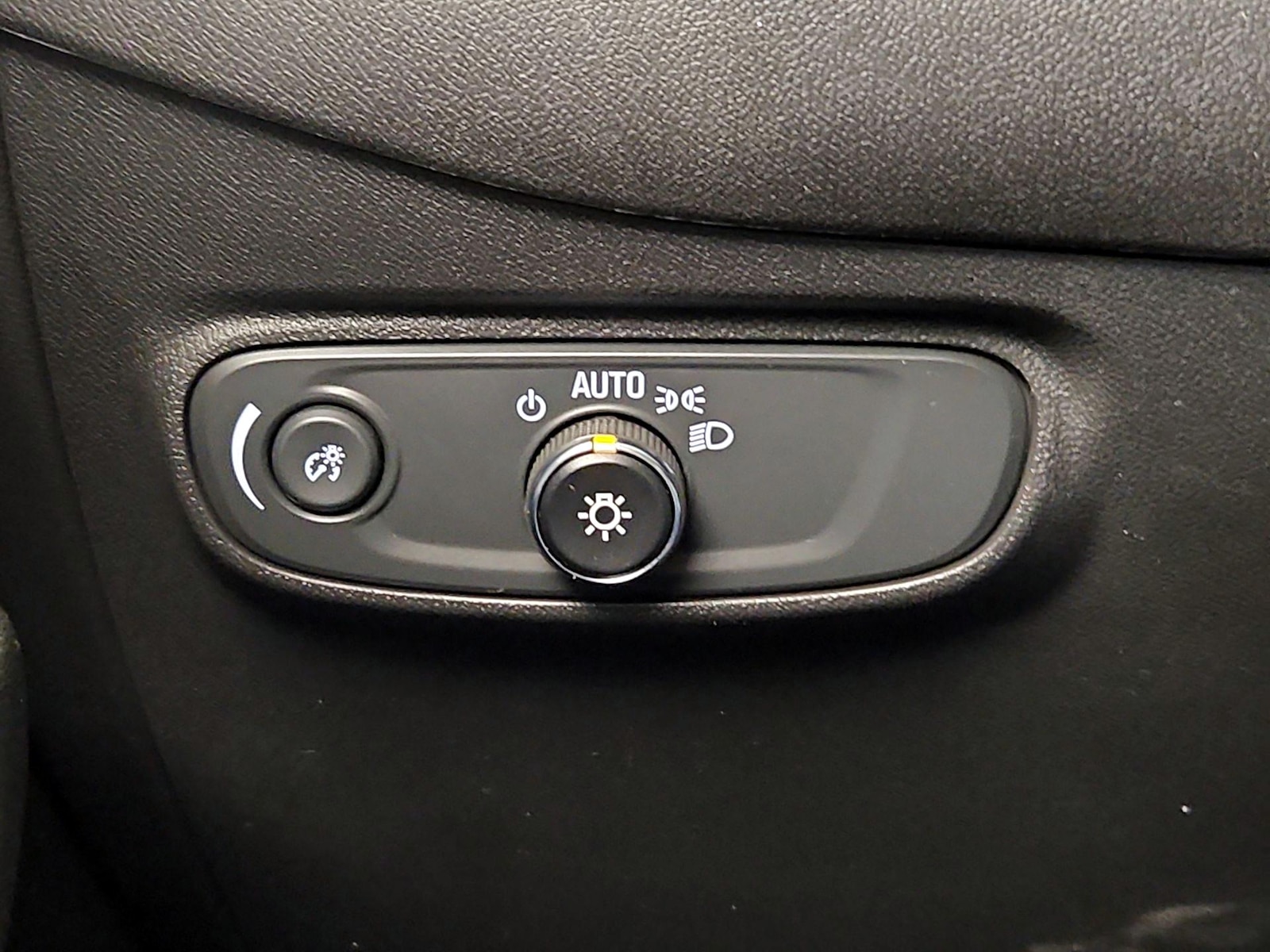 2024 Chevrolet Equinox LS - Photo 14