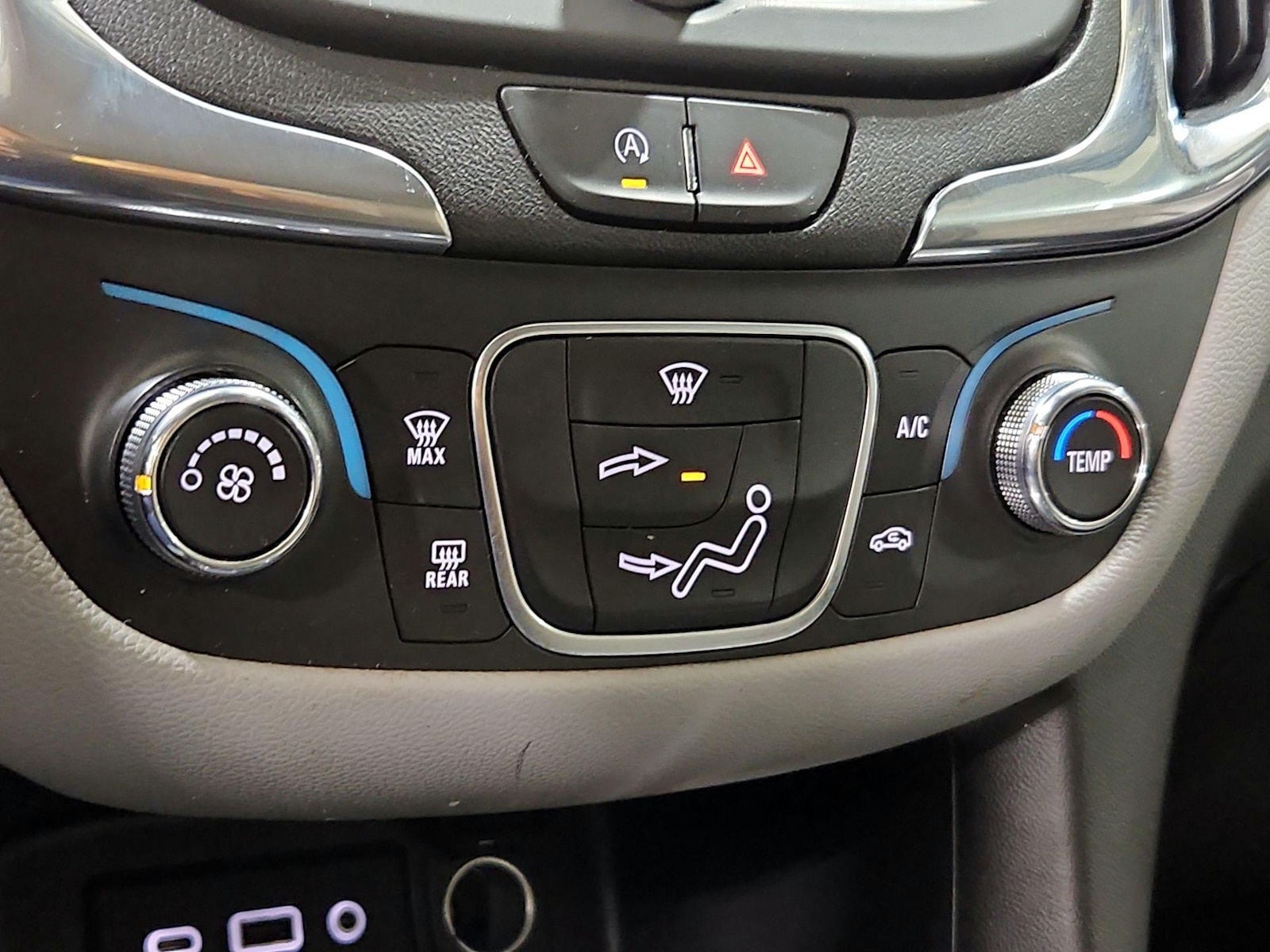 2024 Chevrolet Equinox LS - Photo 17