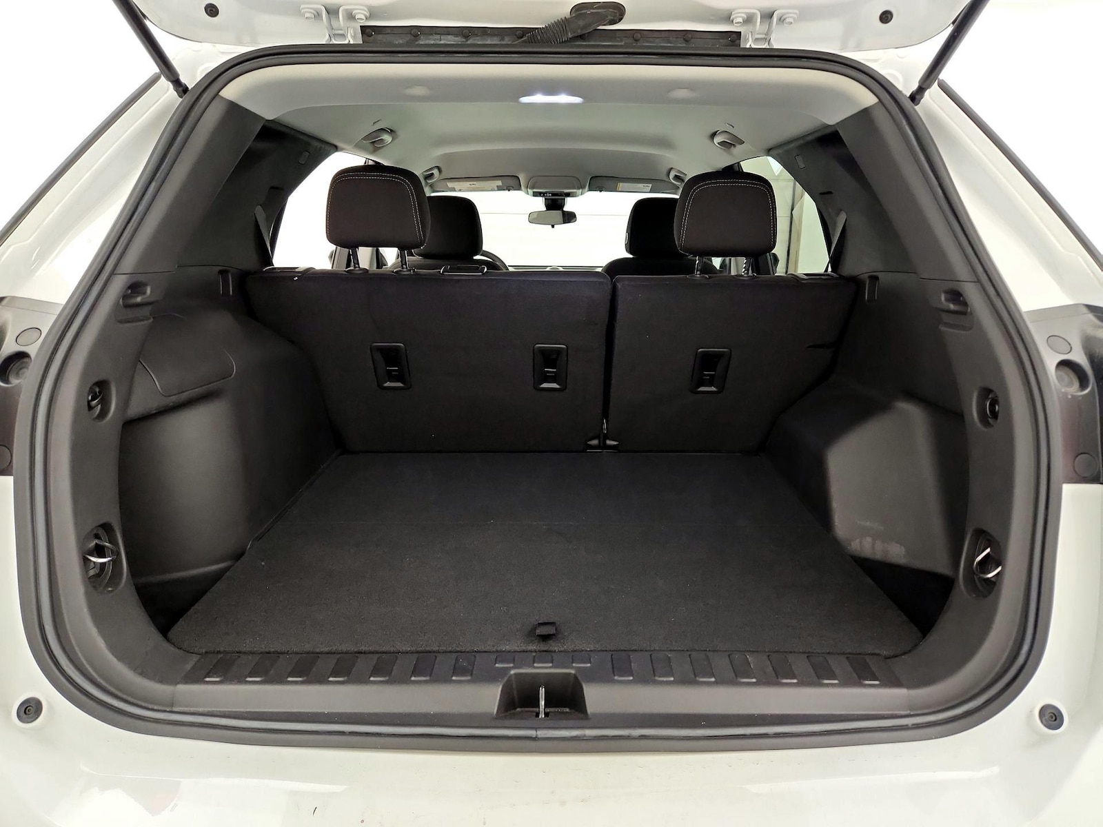 2024 Chevrolet Equinox LS - Photo 21