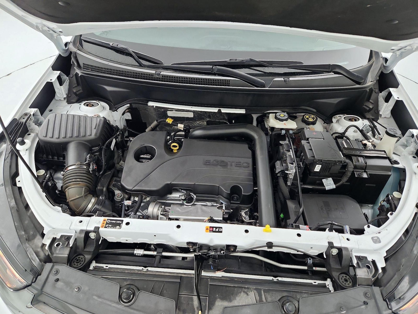 2024 Chevrolet Equinox LS - Photo 22