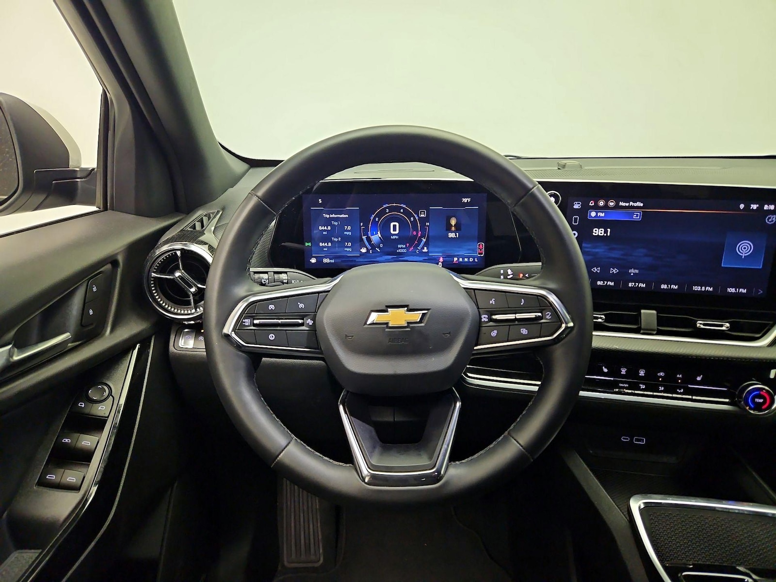 2026 Chevrolet Equinox LT - Photo 11