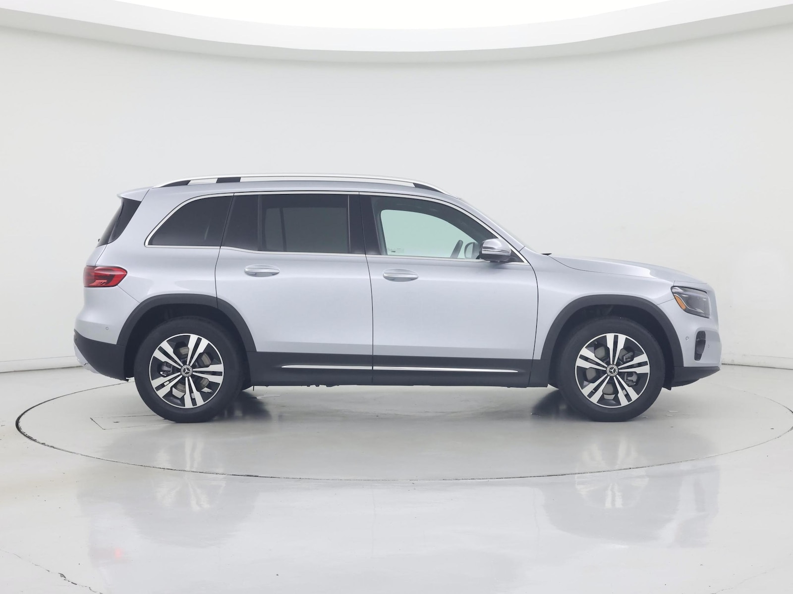 2026 Mercedes-Benz GLB GLB 250 - Photo 8