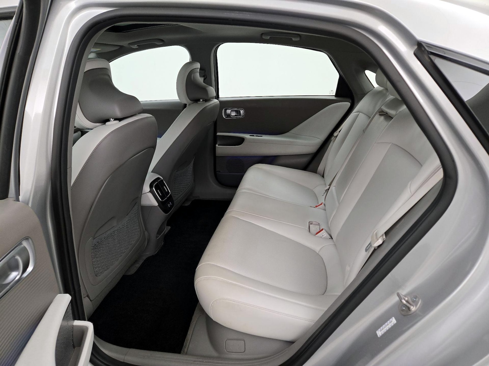 2023 Hyundai IONIQ 6 Limited - Photo 22