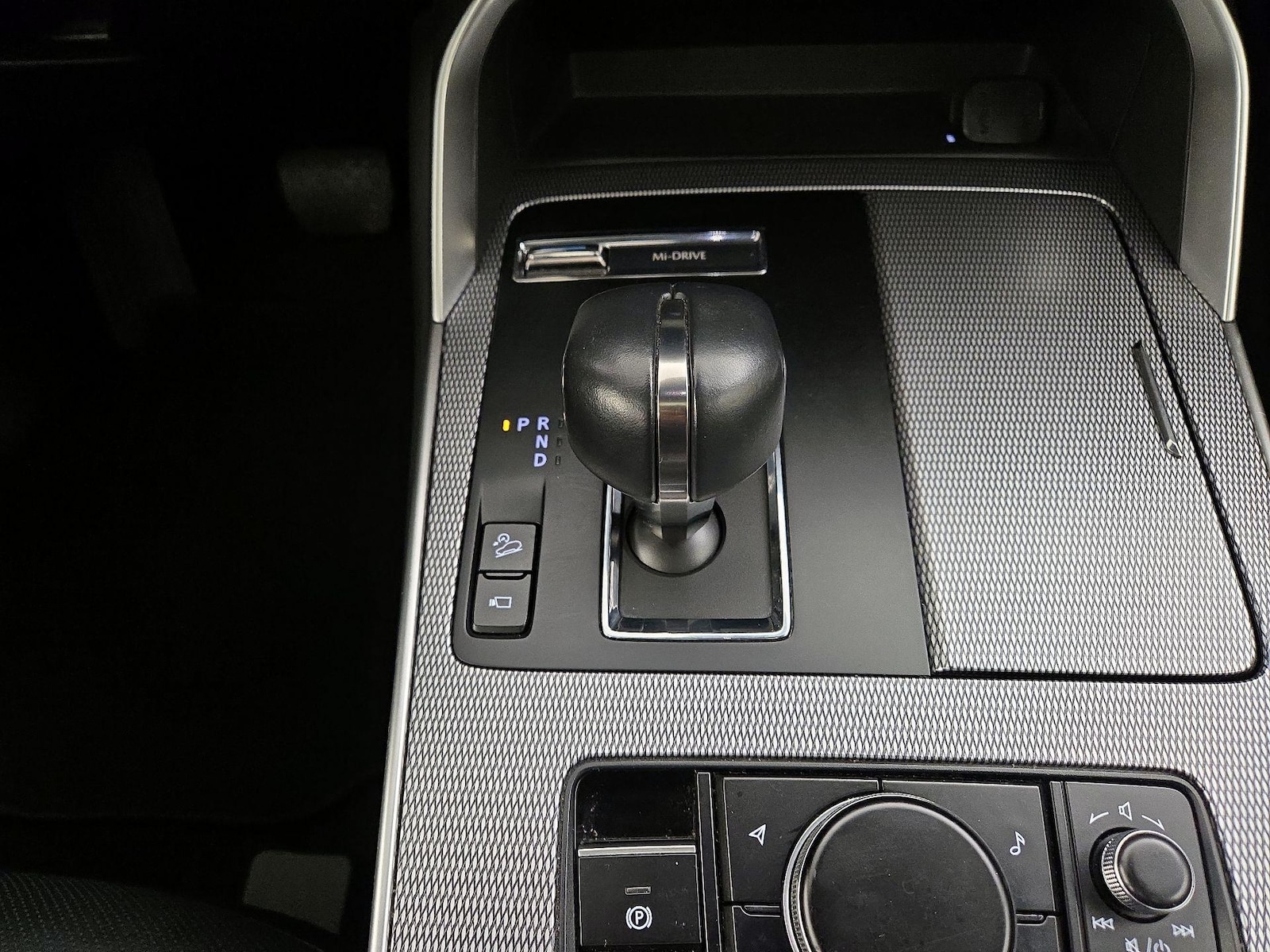 2025 Mazda CX-90 Premium Plus Package - Photo 18
