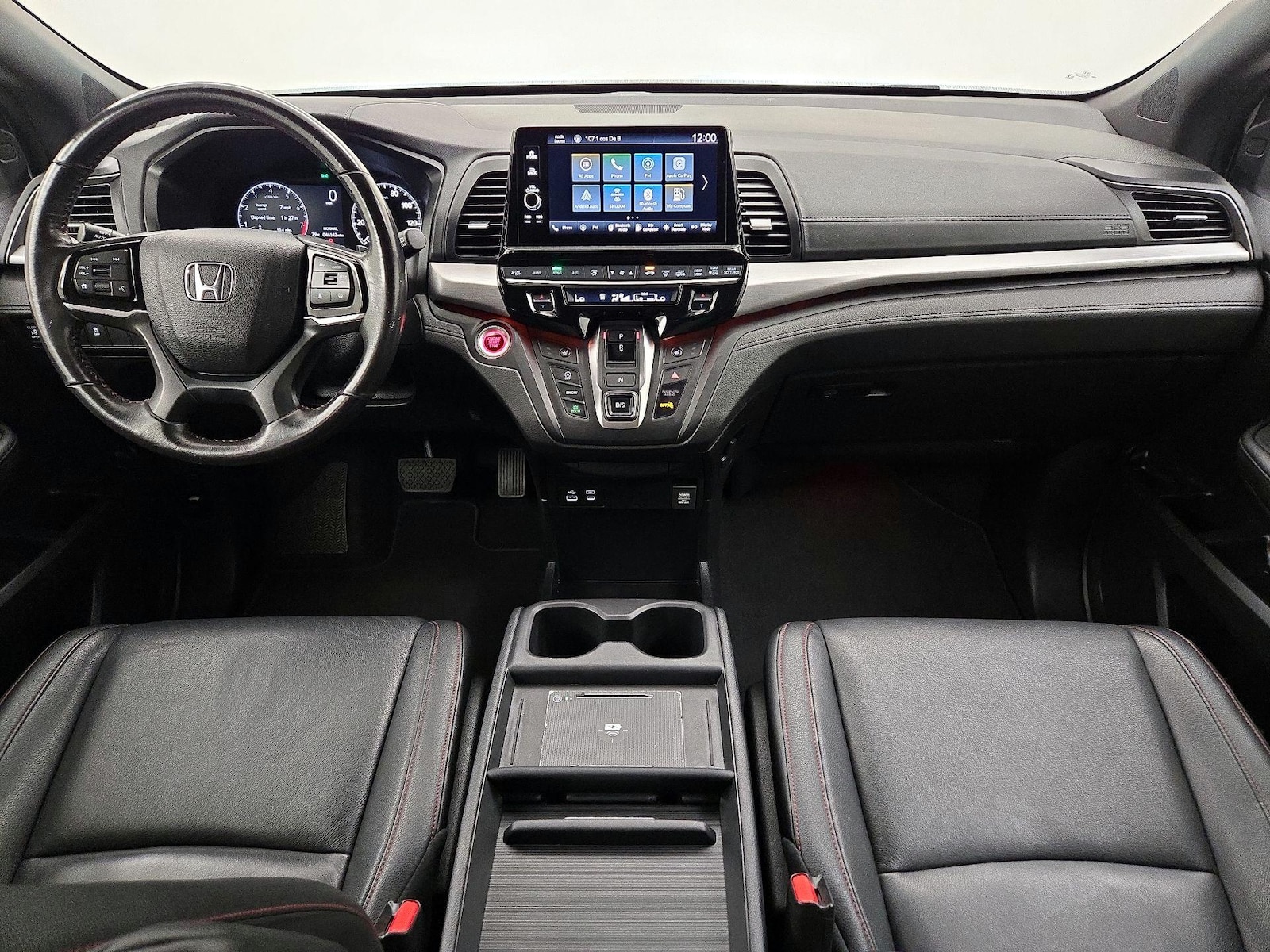 Apple CarPlay® & Android Auto™