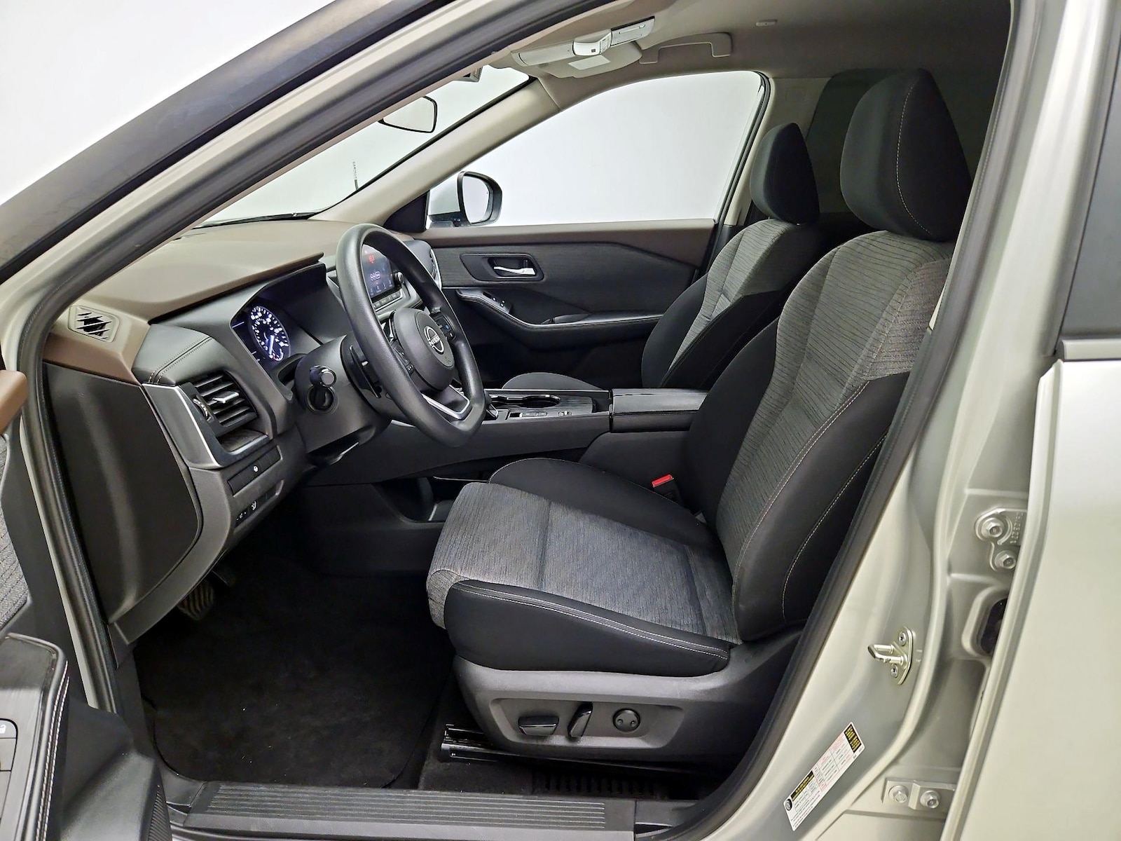 Power Seat(s) & Side Airbags