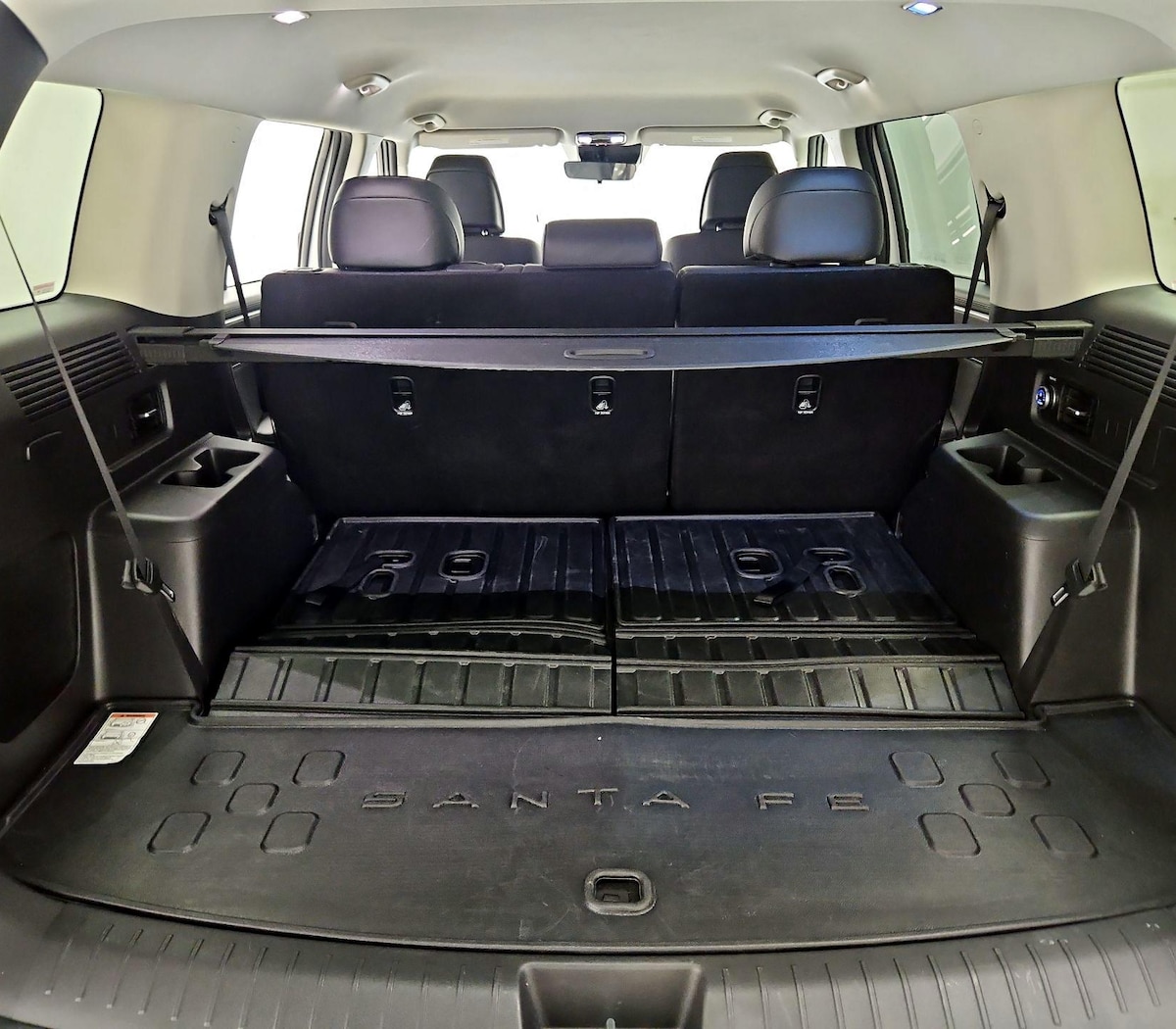 Trunk/Cargo (Seats Up)