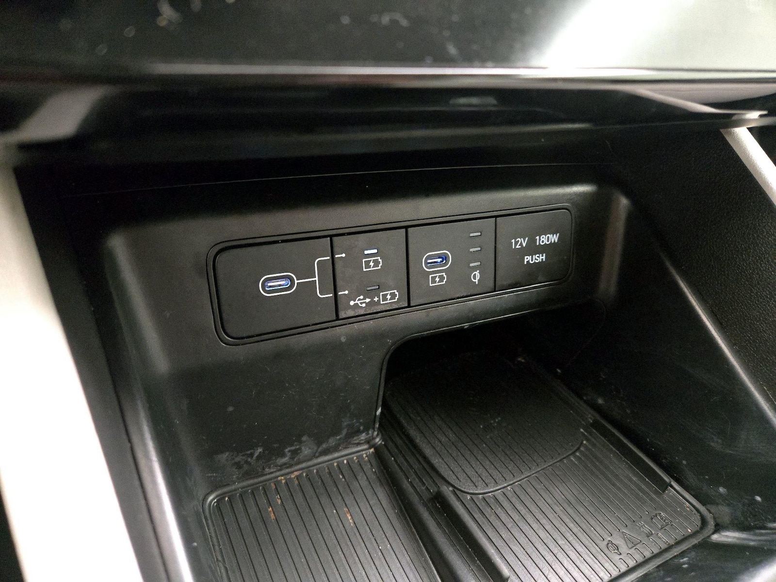2025 Hyundai Tucson SEL - Photo 19