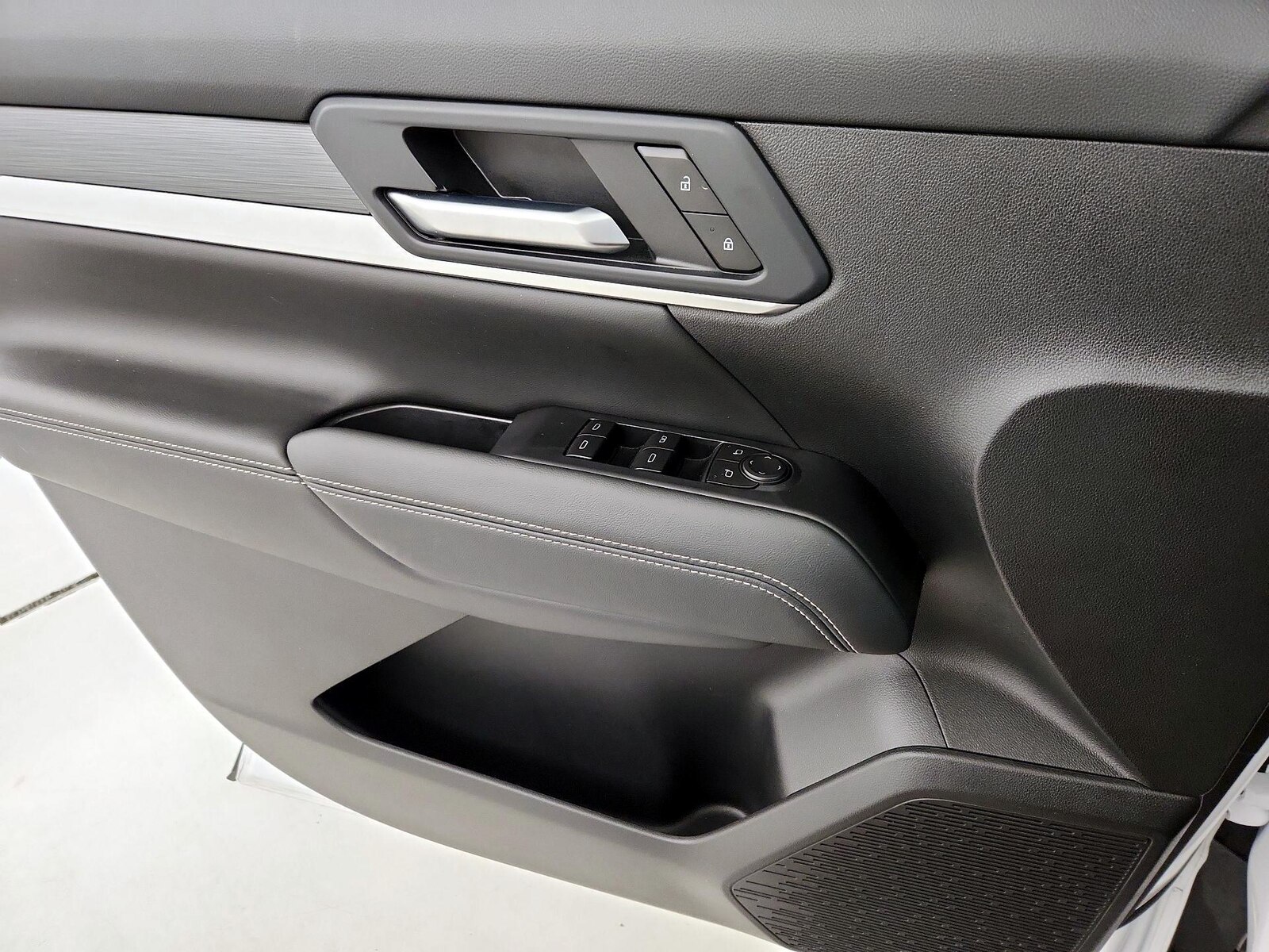 2026 GMC Terrain Elevation - Photo 13