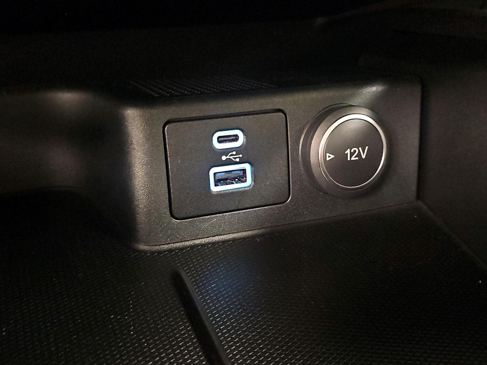 2021 Ford Escape SE - Photo 19