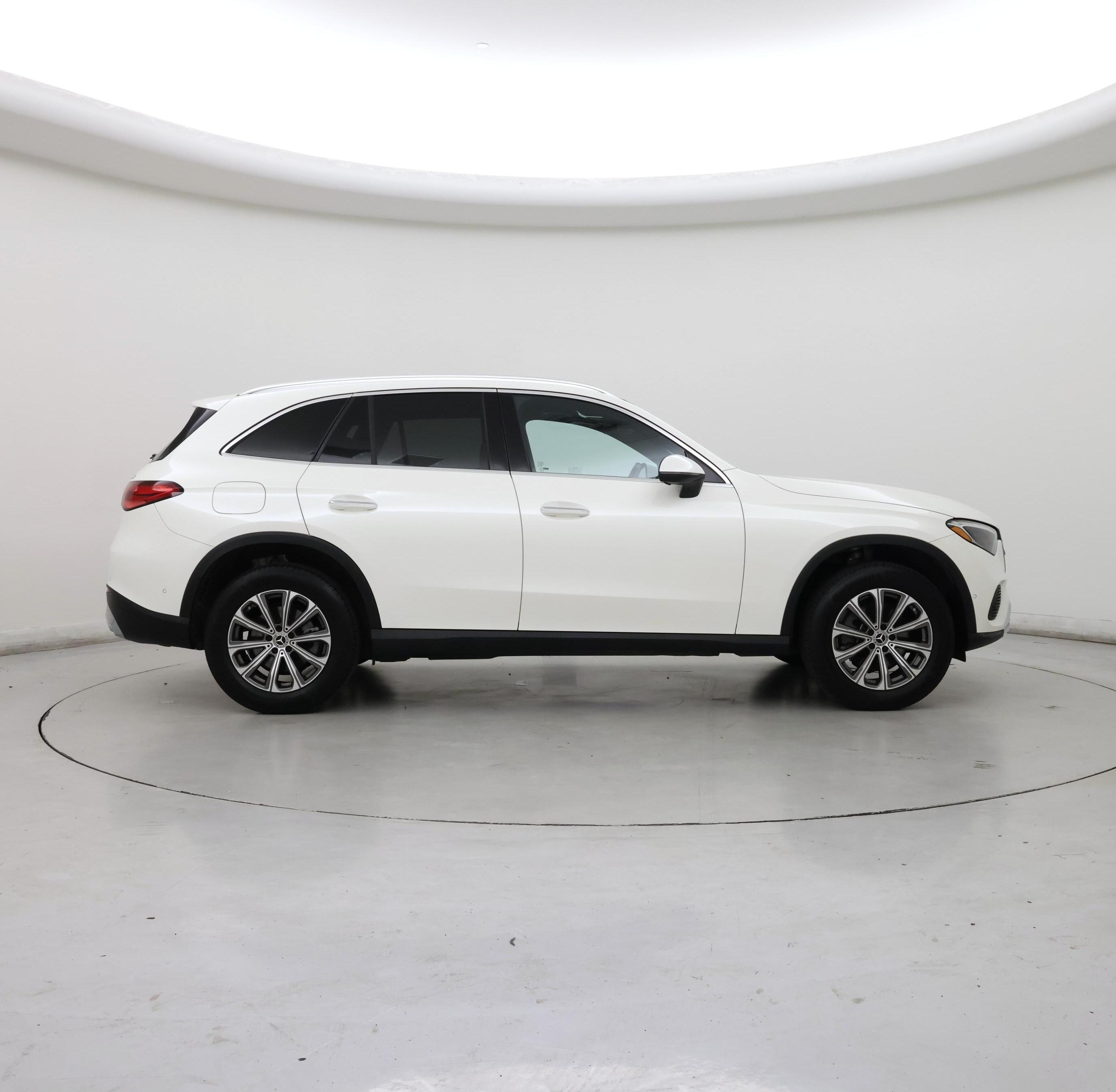 Thumbnail: 2023 Mercedes-Benz GLC - 7
