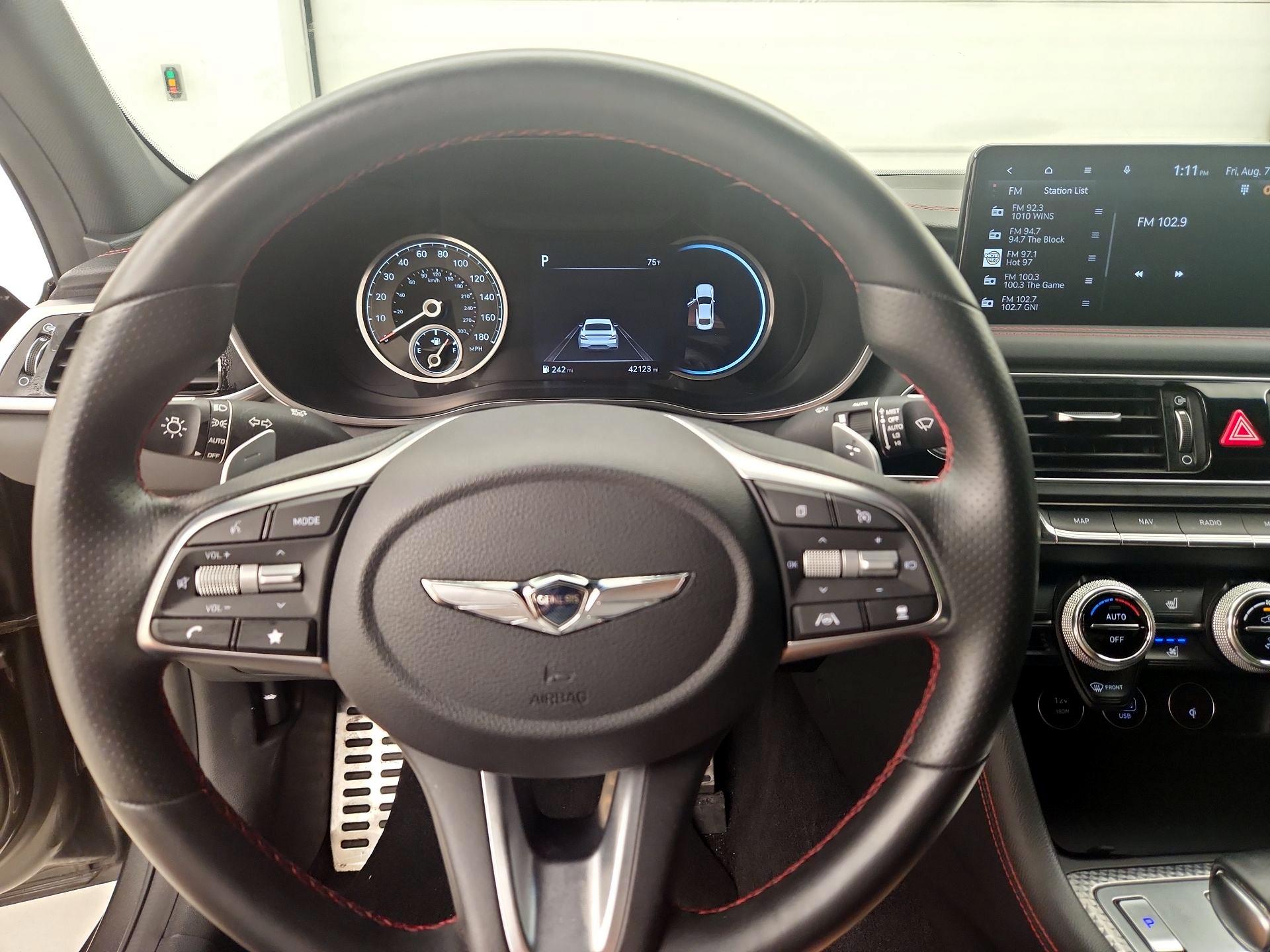 Thumbnail: 2023 Genesis G70 - 10