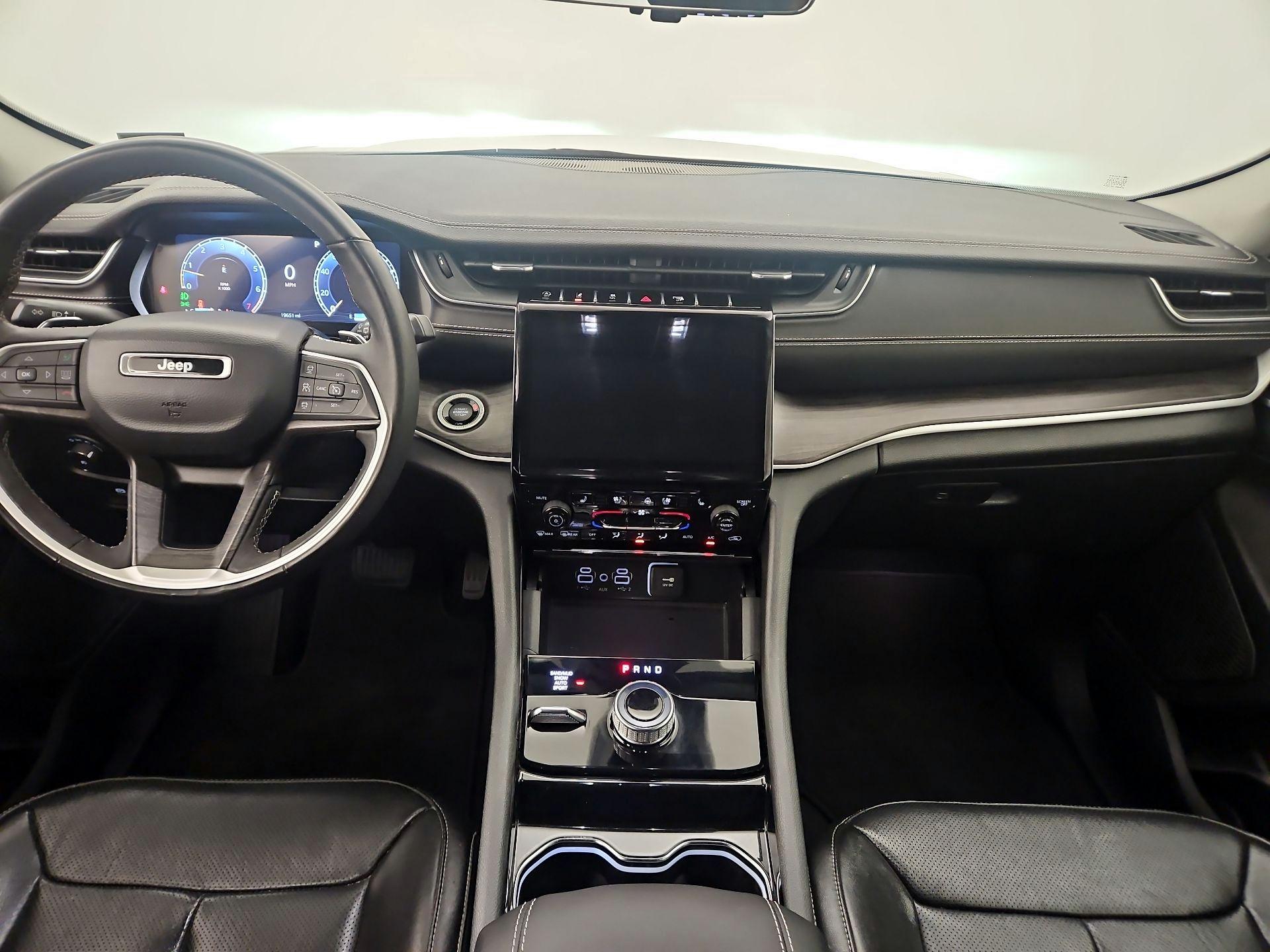 Thumbnail: 2023 Jeep Grand Cherokee - 9