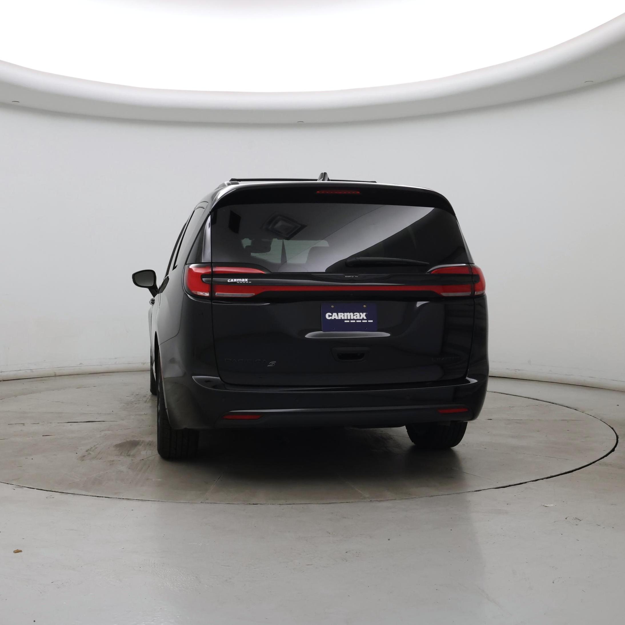 Thumbnail: 2025 Chrysler Pacifica - 6