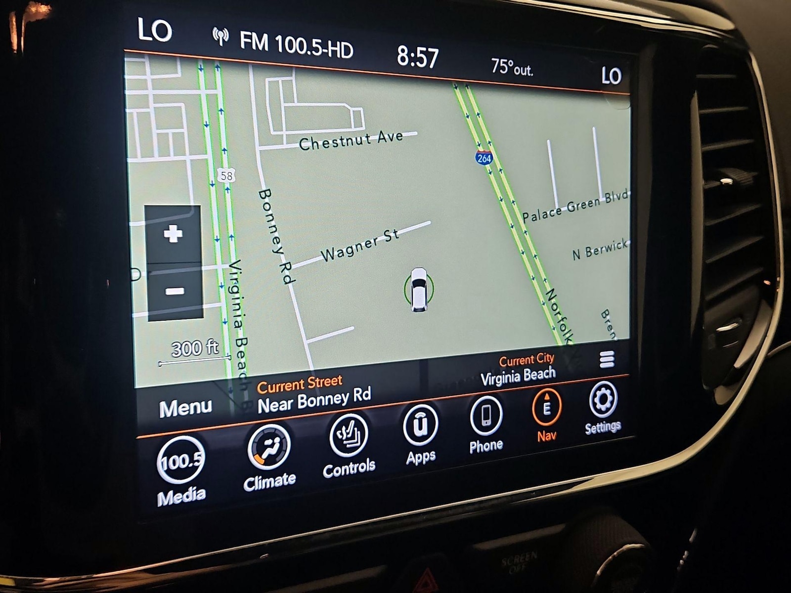 2020 Jeep Grand Cherokee Overland - Photo 15