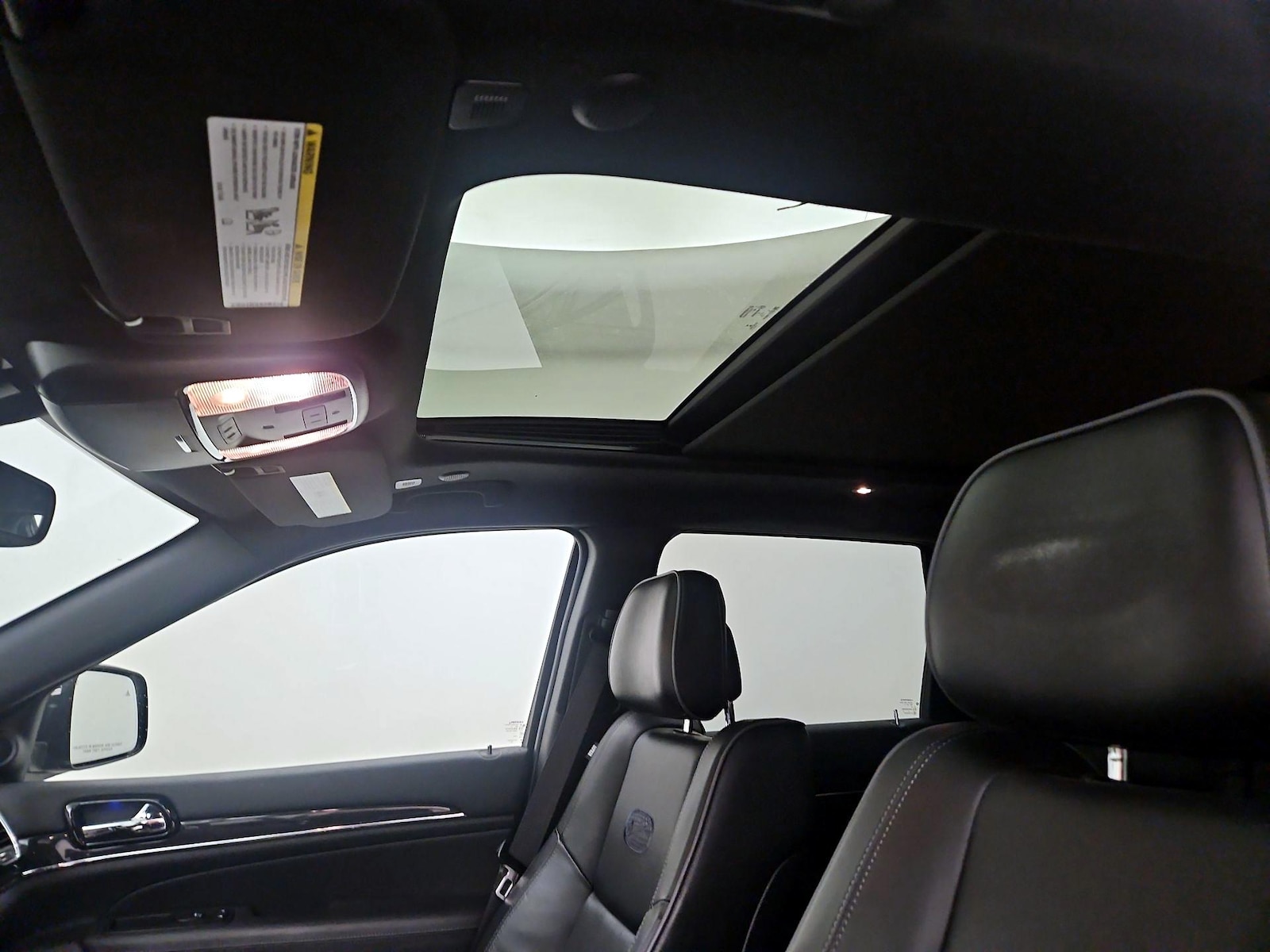 2020 Jeep Grand Cherokee Overland - Photo 21